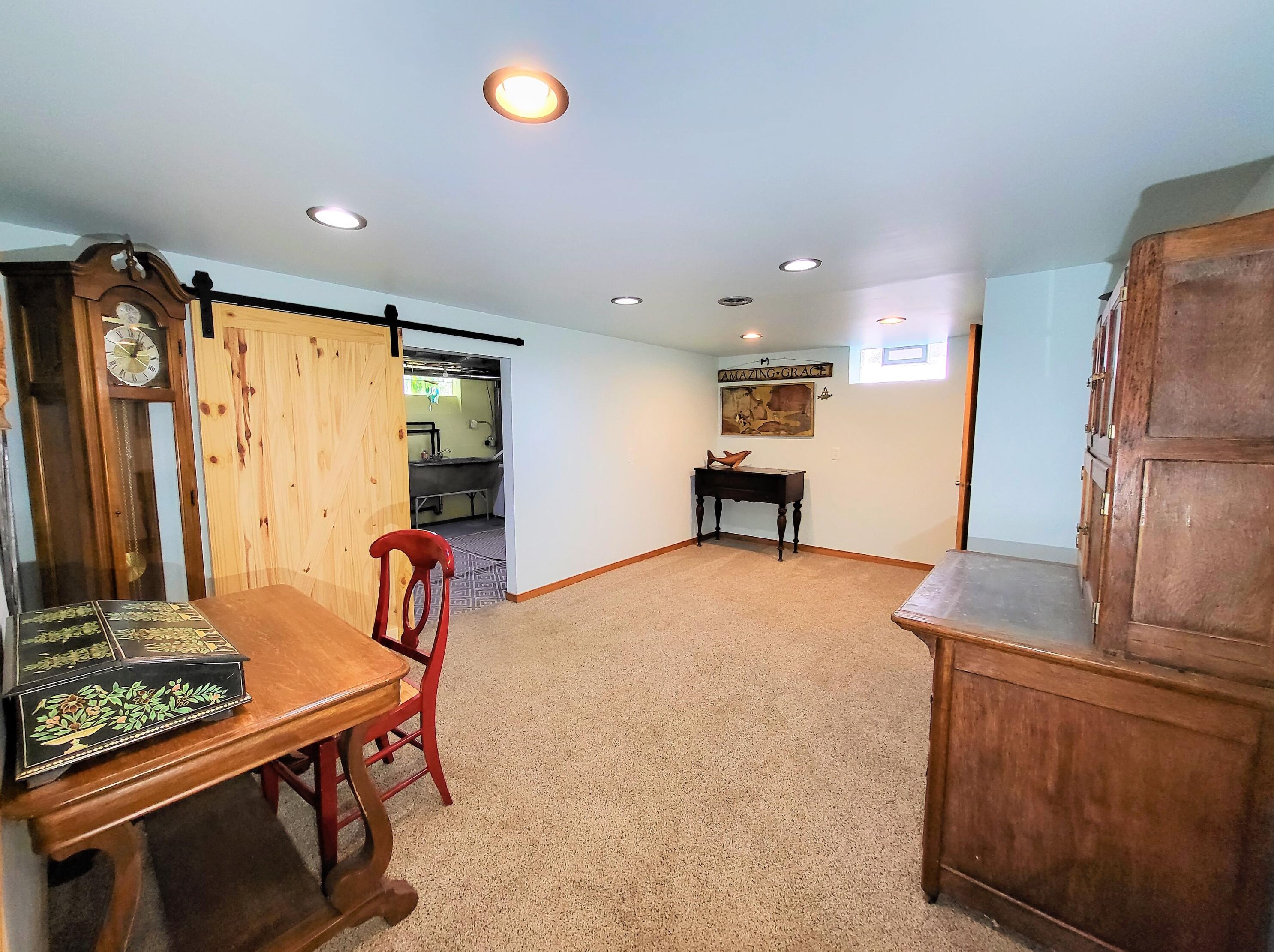 1703 Menomonee Ave, South Milwaukee WI  53172-2941 exterior