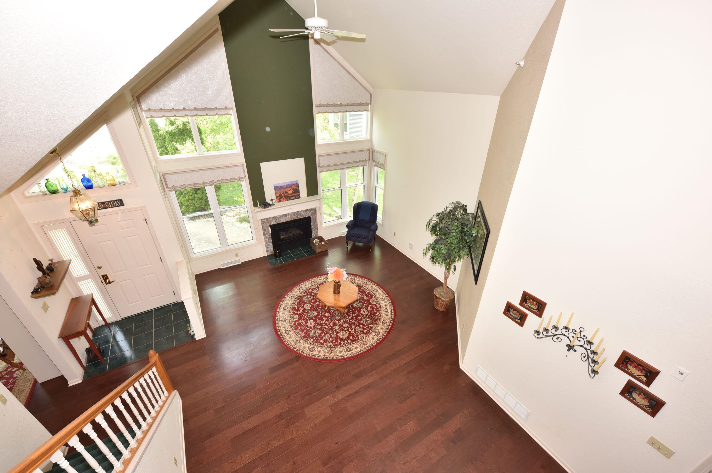 14258 W Waterford Square Dr, Waukesha, WI 53151