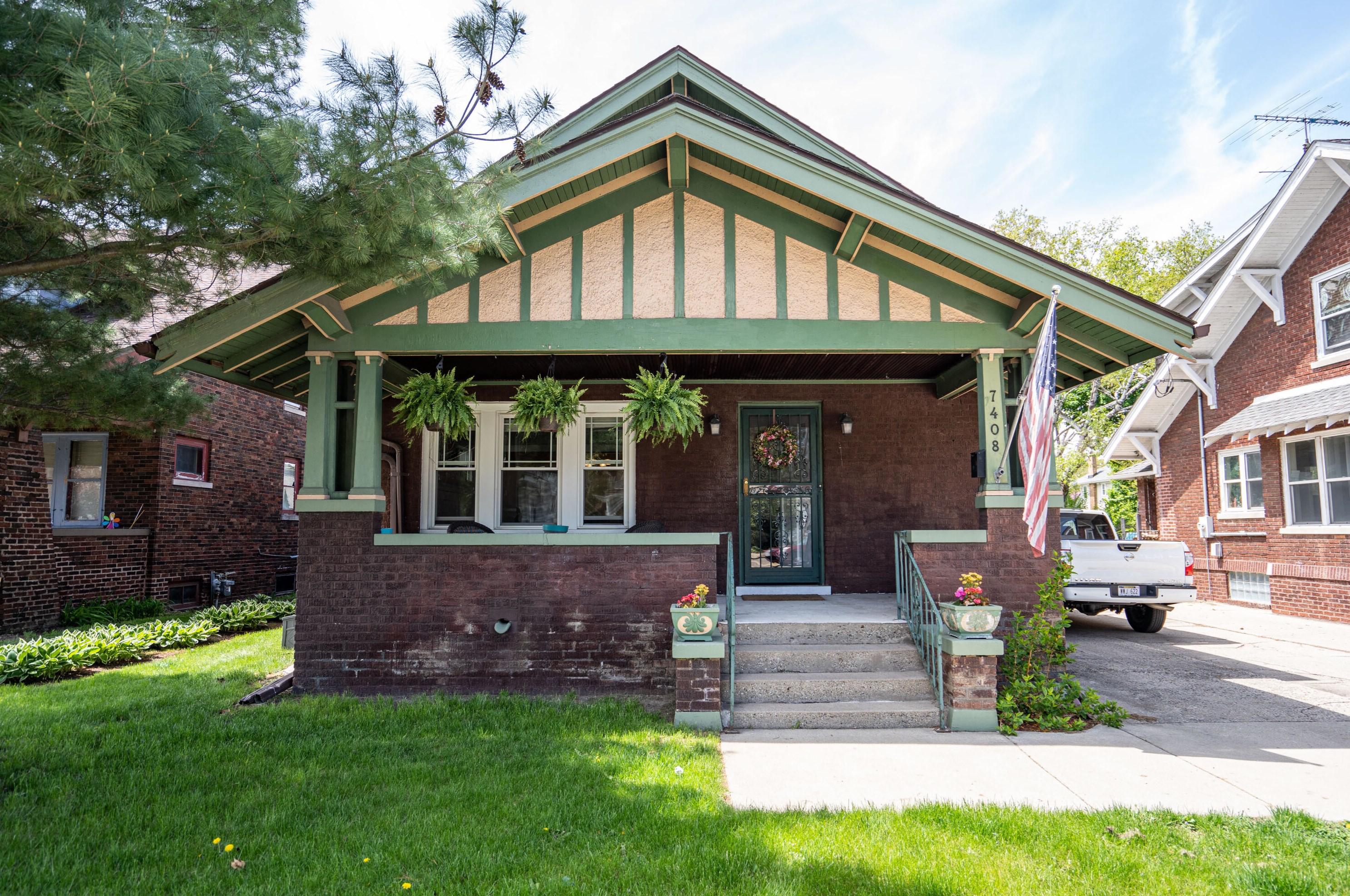 7408 Sheridan Rd, Kenosha, WI 53143