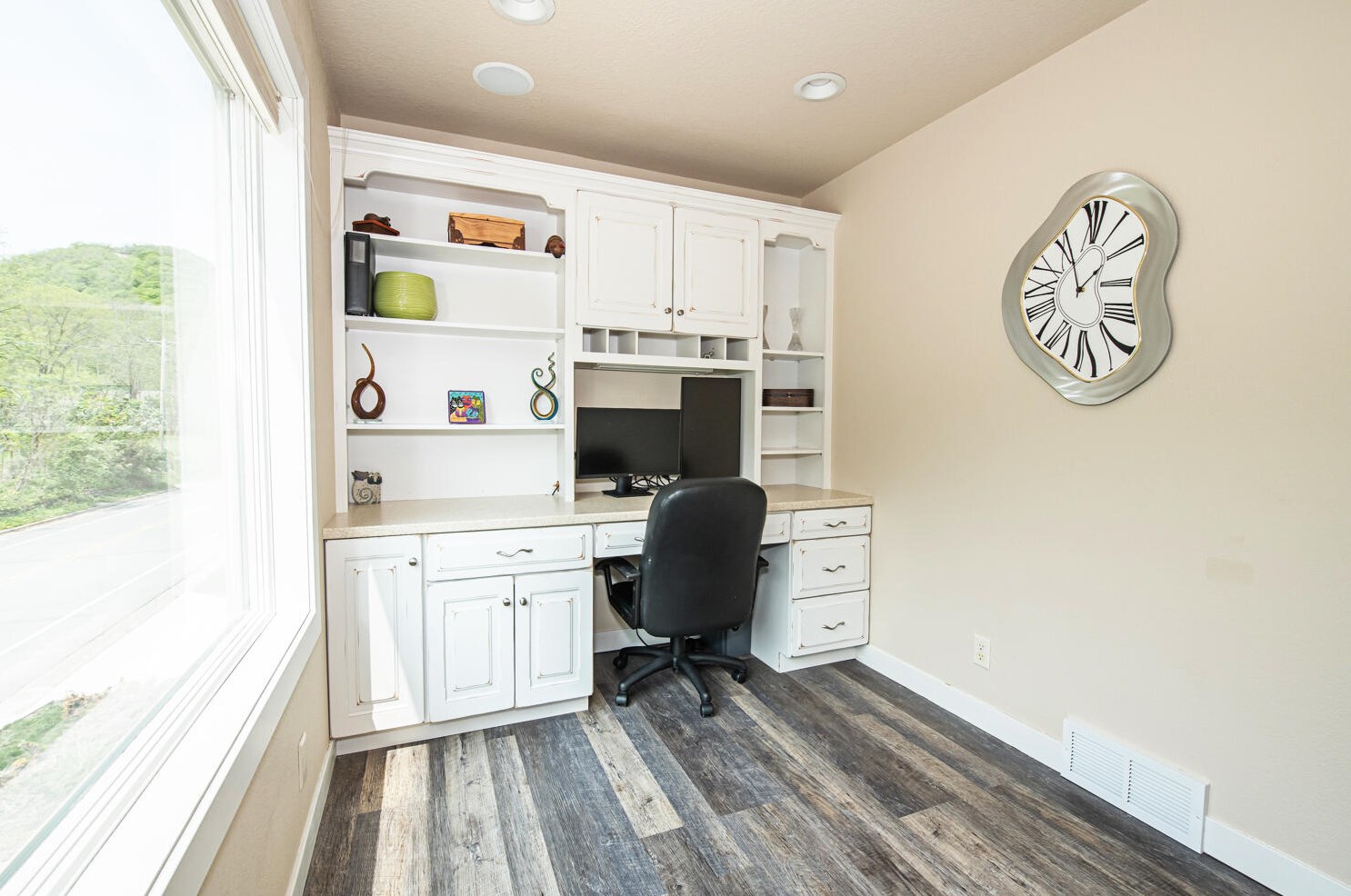 36074 Old Homer Rd, Wilson MN  55987-5683 exterior