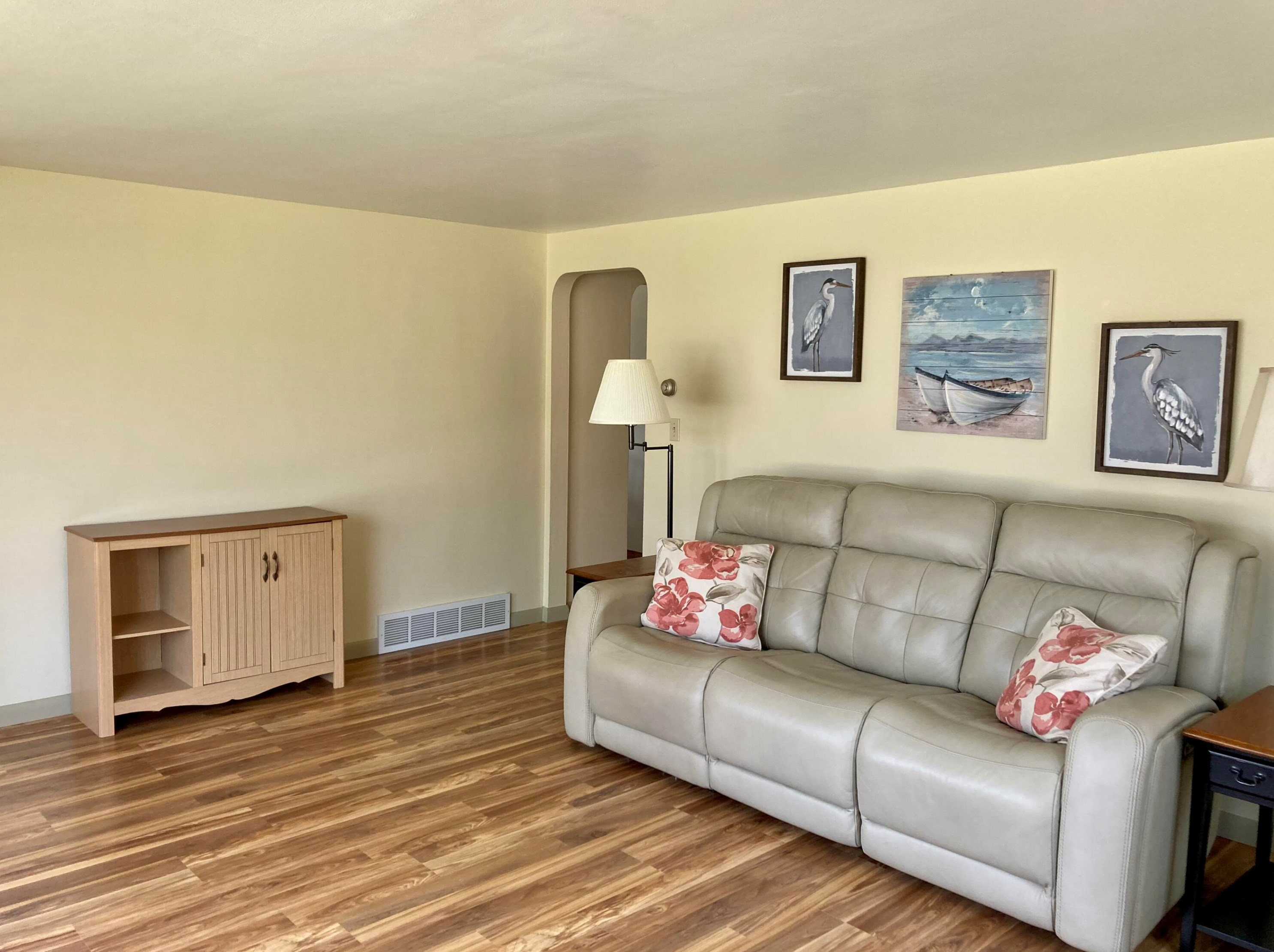 2318 Lincoln Ave, Two Rivers, WI 54241-2429