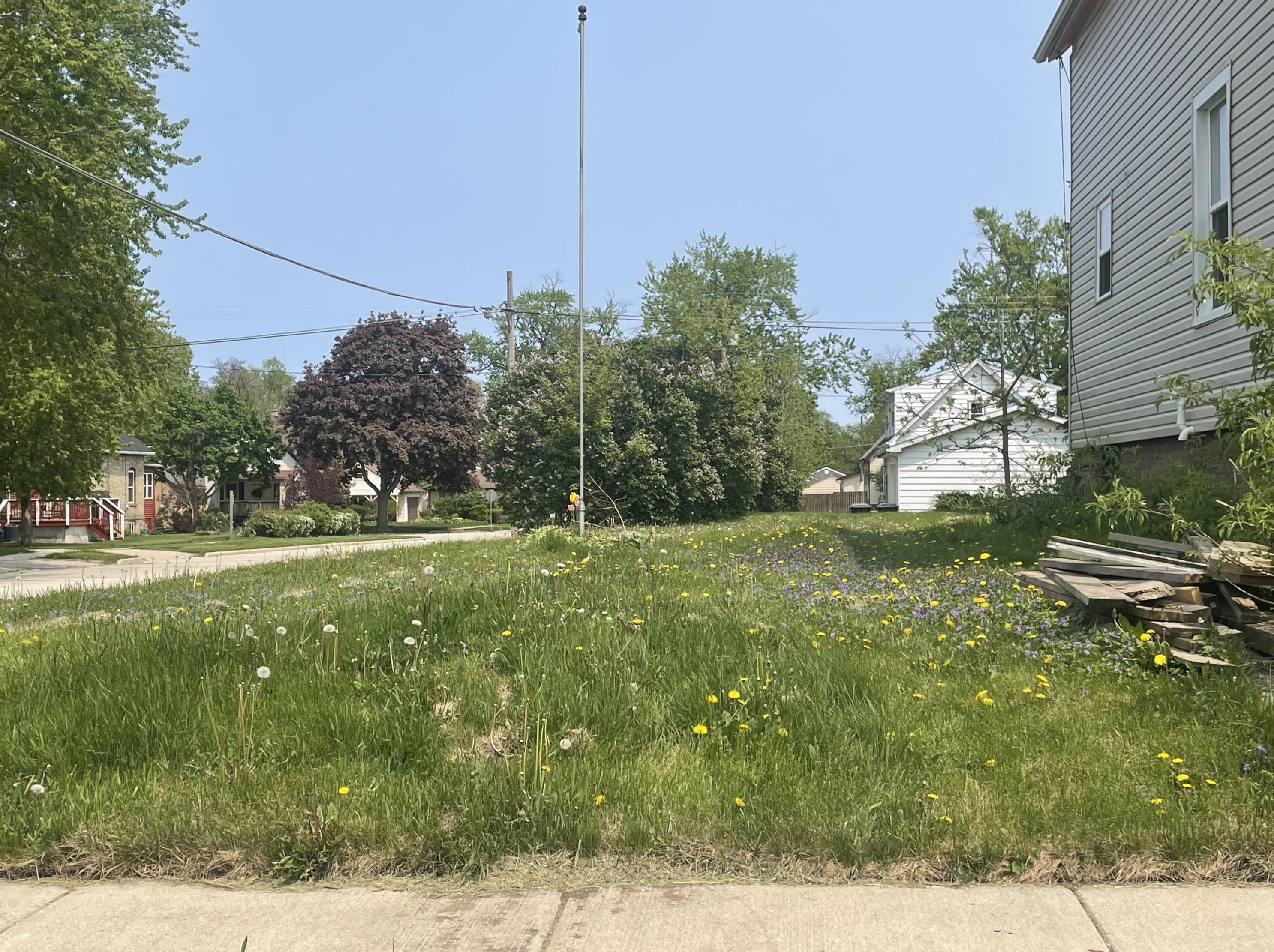 2905 97th St, Sturtevant, WI 53177