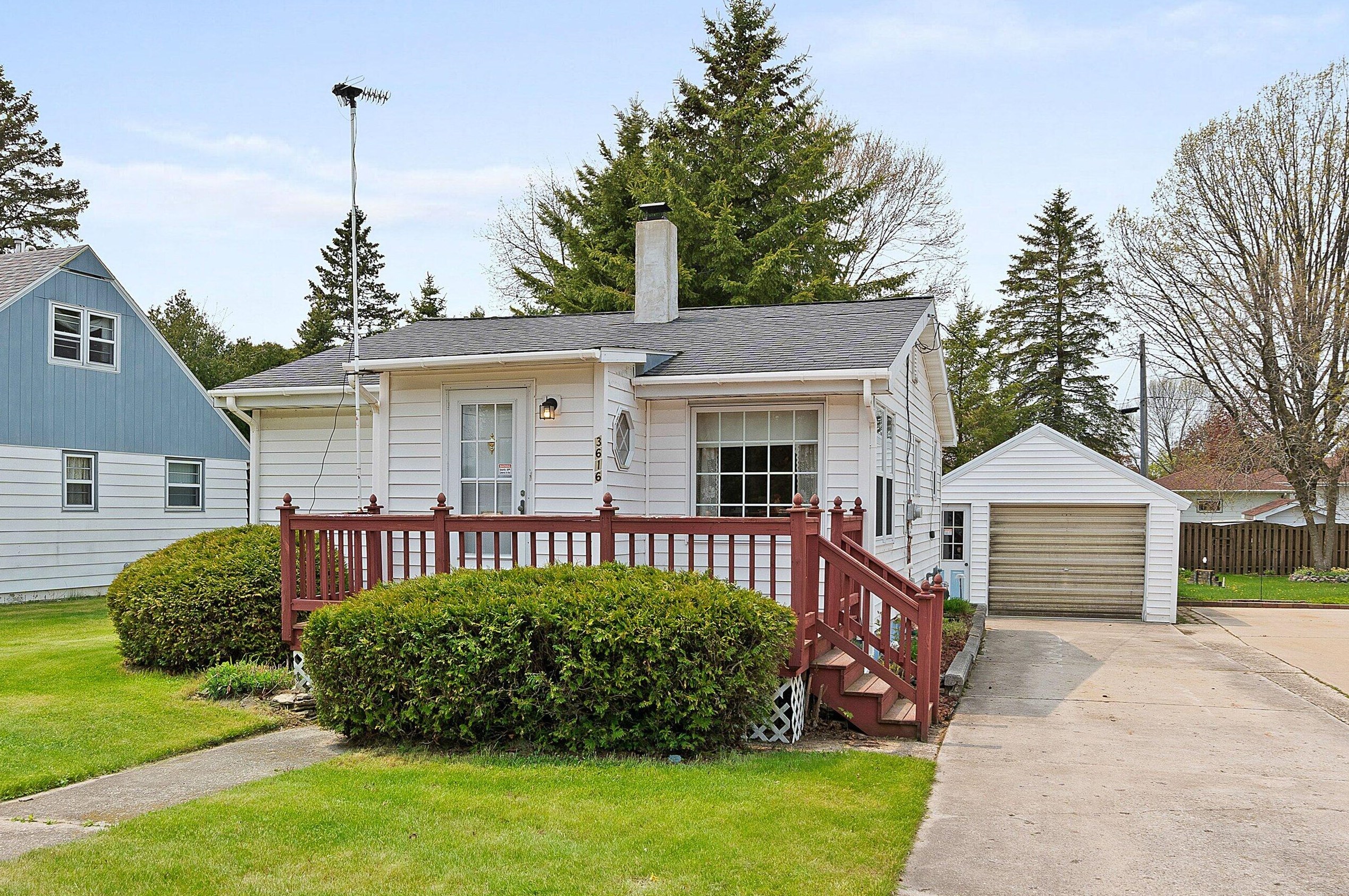 3616 Tannery Rd, Two Rivers, WI 54241