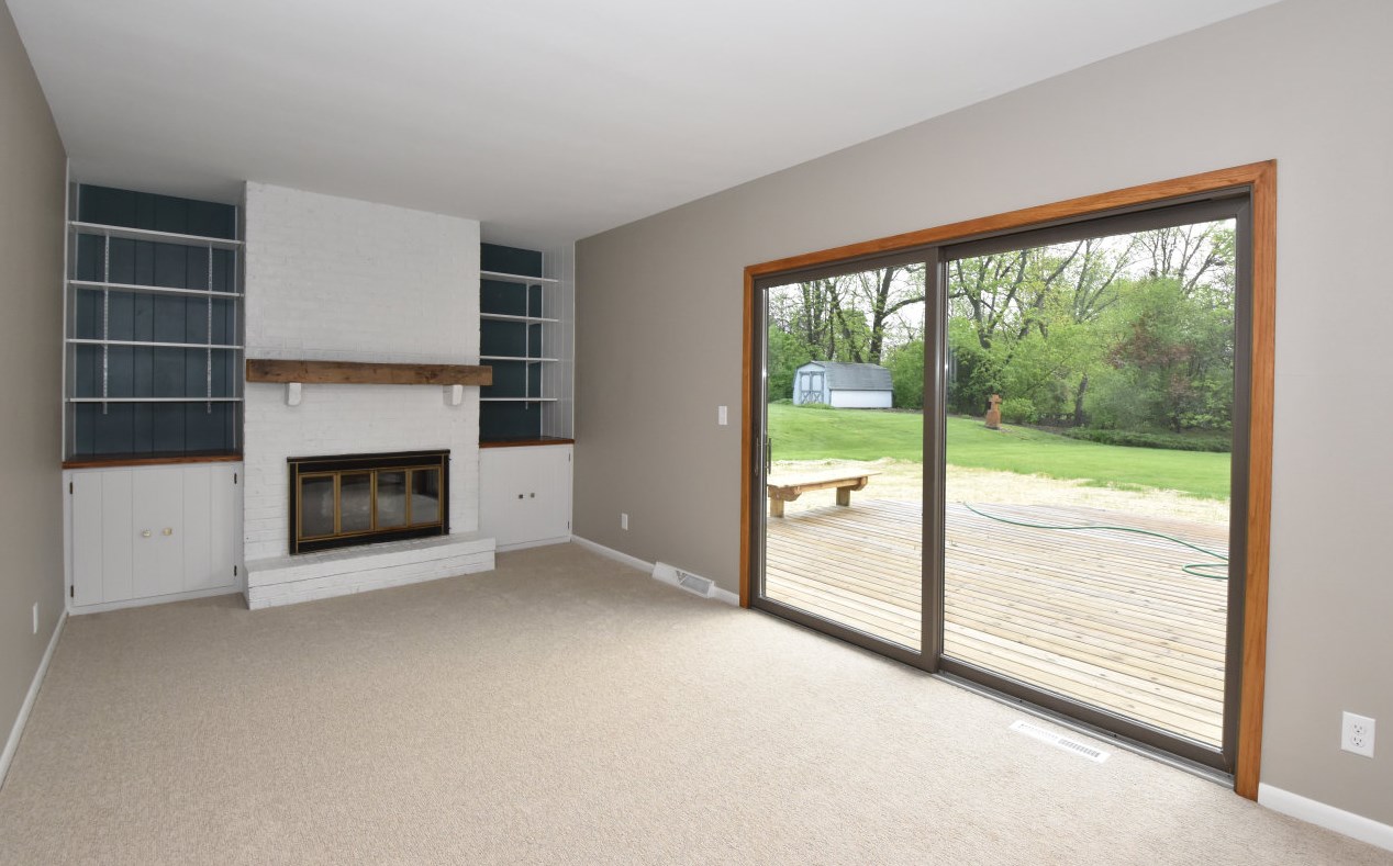143 Robin Hill Dr, Racine WI  53406-3531 exterior