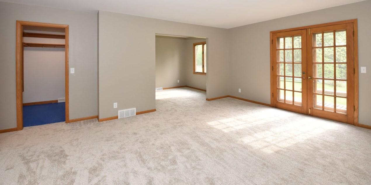 143 Robin Hill Dr, Racine WI  53406-3531 exterior