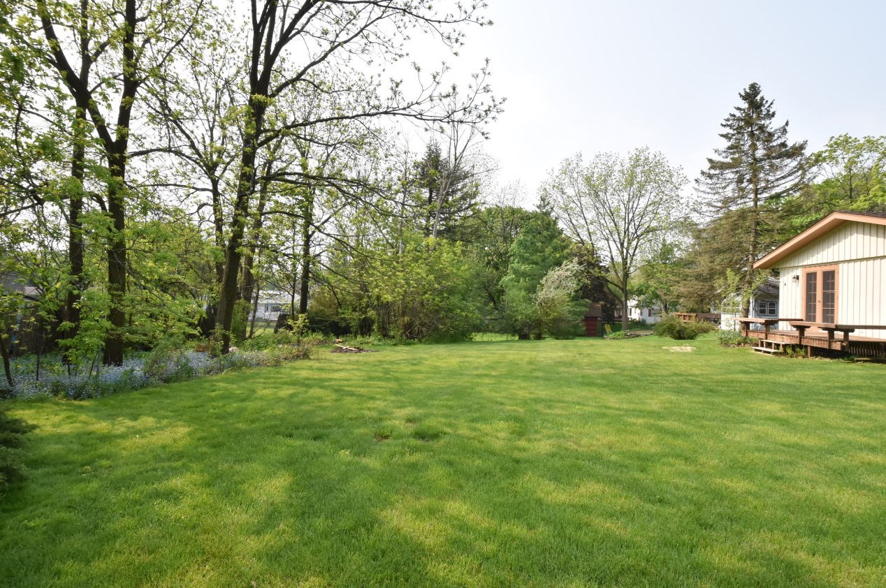 143 Robin Hill Dr, Racine WI  53406-3531 exterior