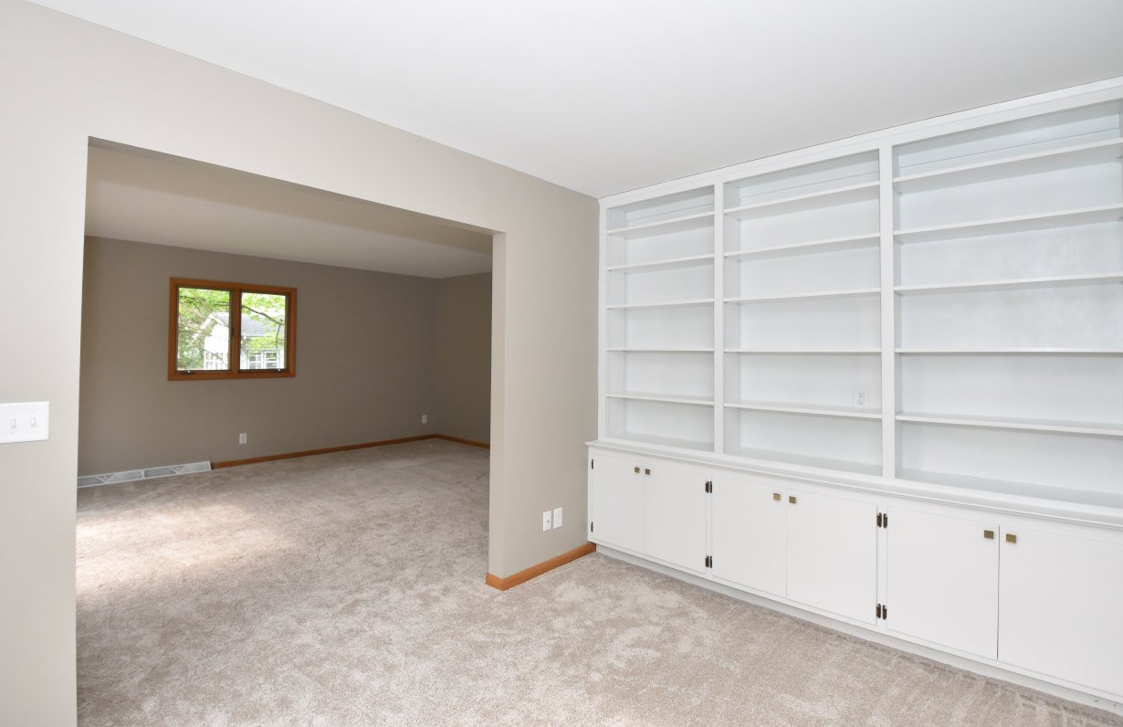 143 Robin Hill Dr, Racine WI  53406-3531 exterior