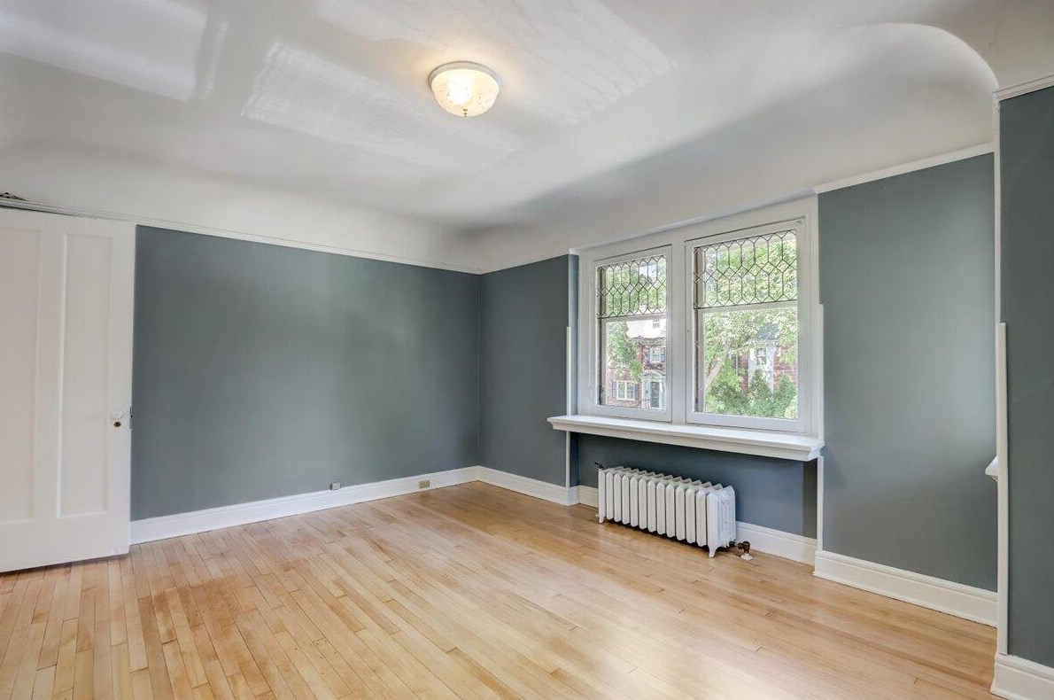 4071 Richland Ct, Milwaukee WI 53211-2147 exterior