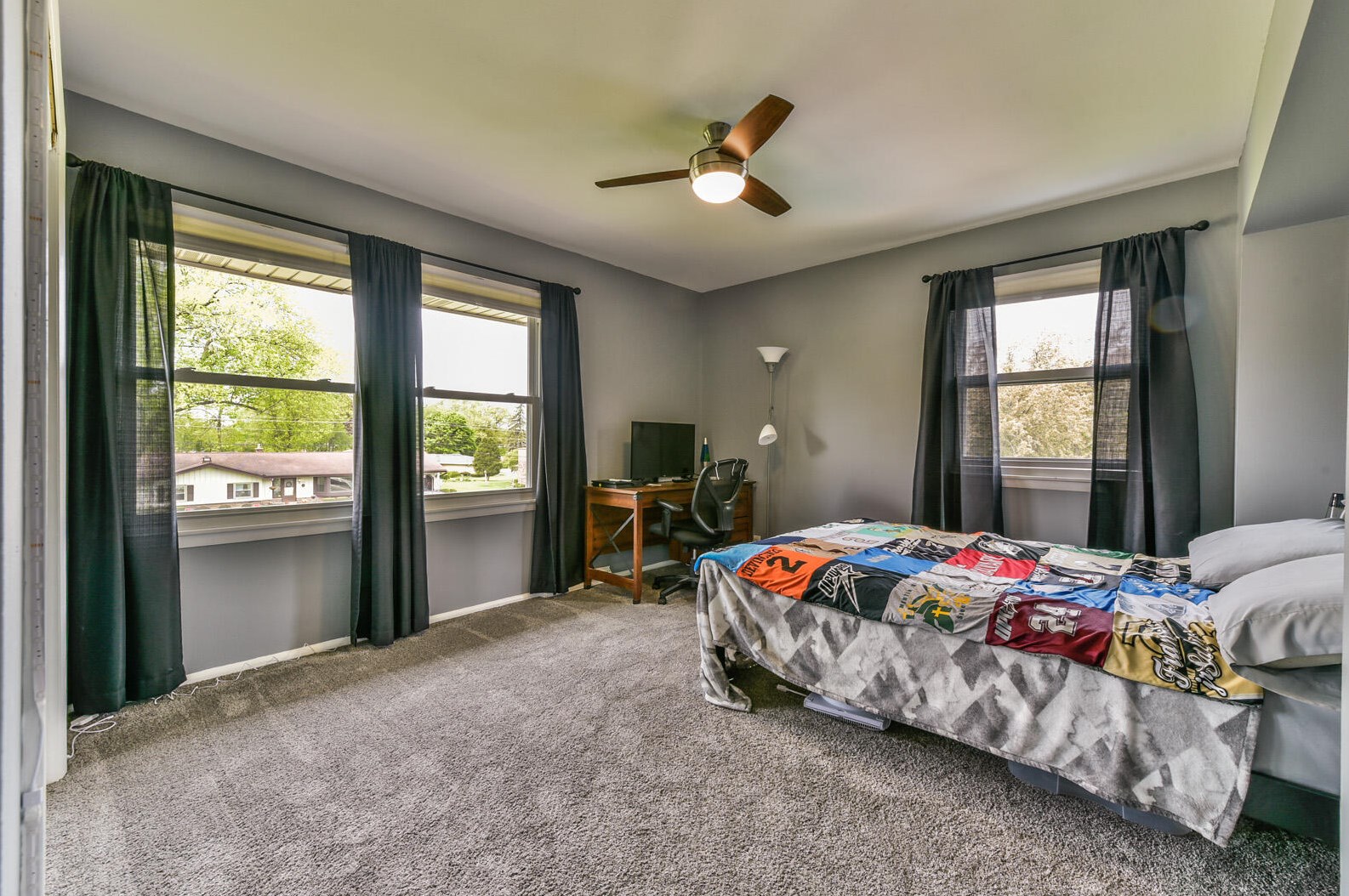 4210 Bexley Dr, Brookfield WI  53045-7404 exterior