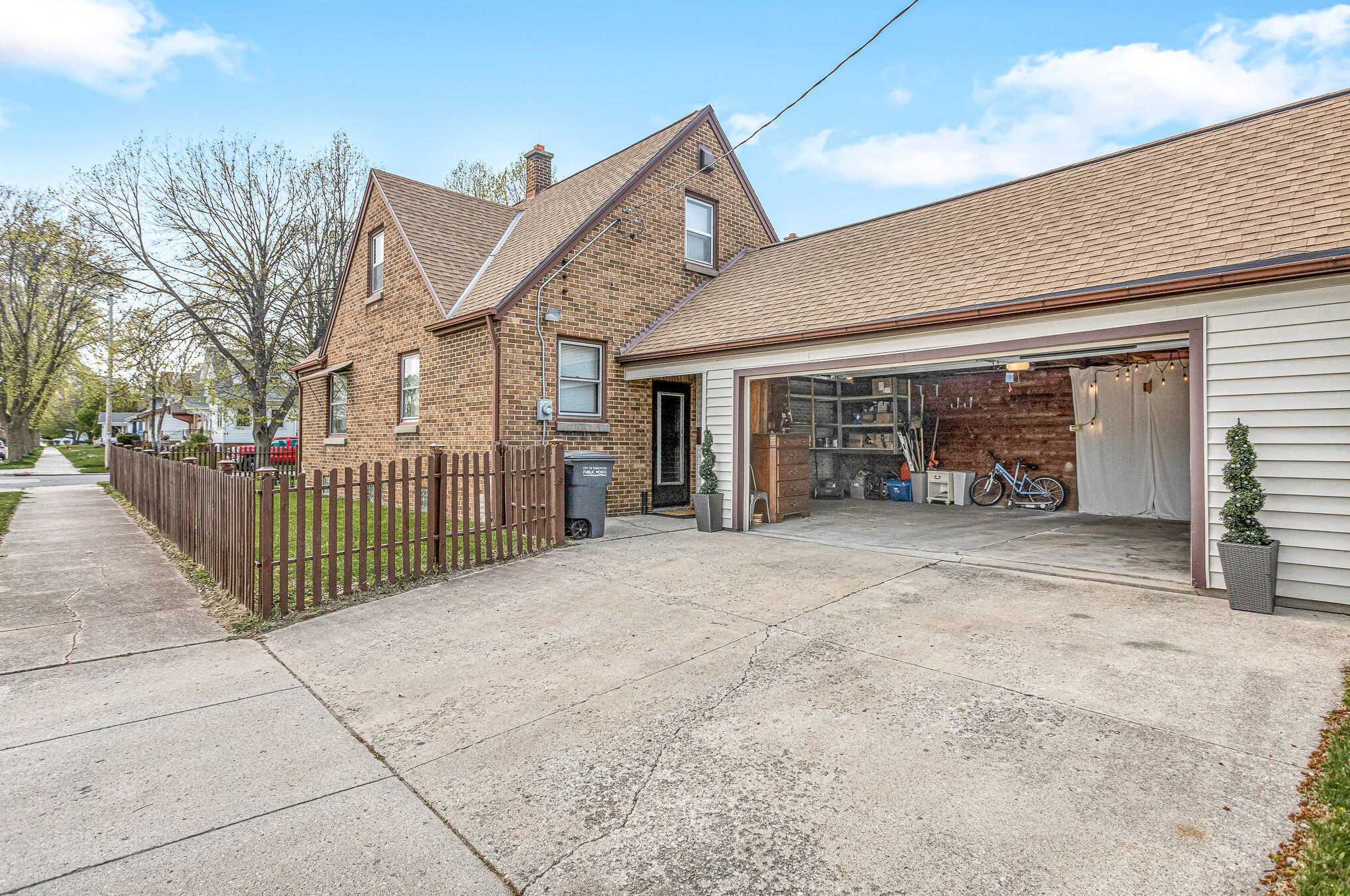 2503 12th St, Sheboygan WI  53083-4770 exterior