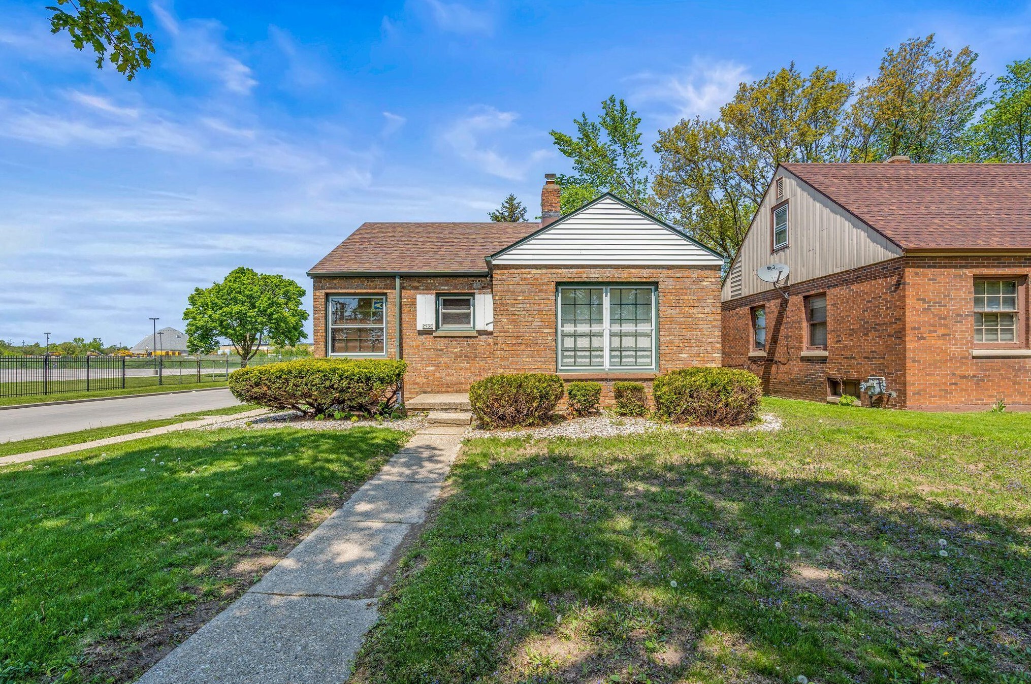 2930 W Roosevelt Dr, Milwaukee, WI 53216