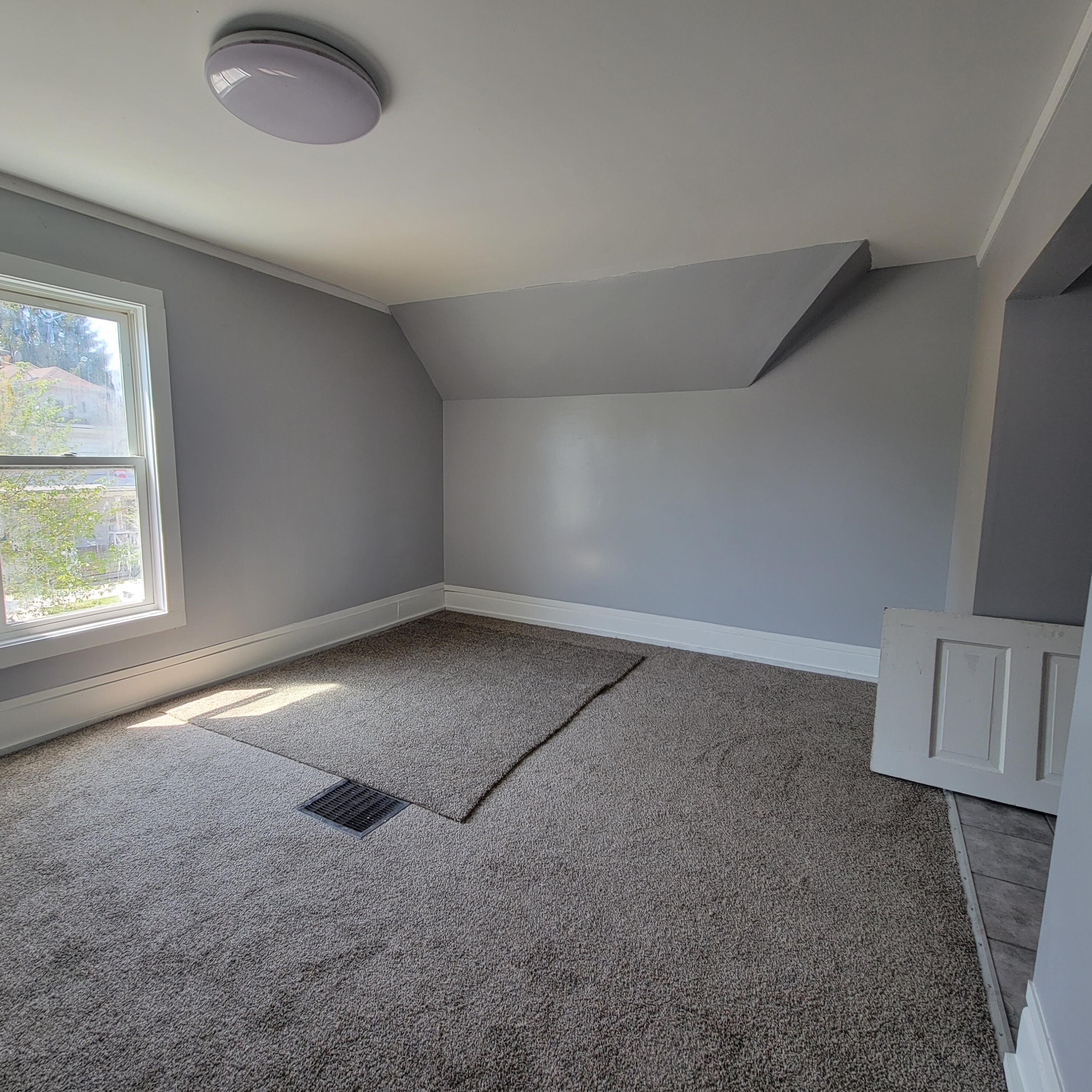 1713 Howe St, Racine WI 53403-2609 exterior