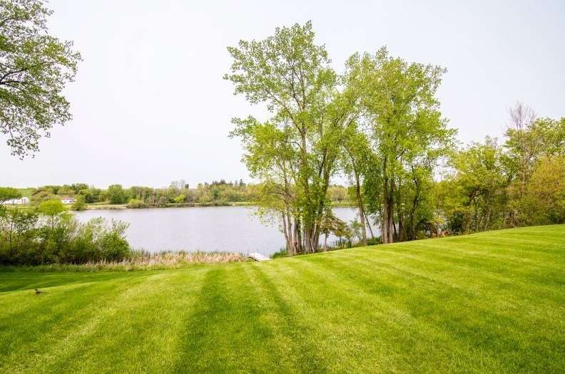 755 Green Bay Dr #6, Mayville, WI 53050