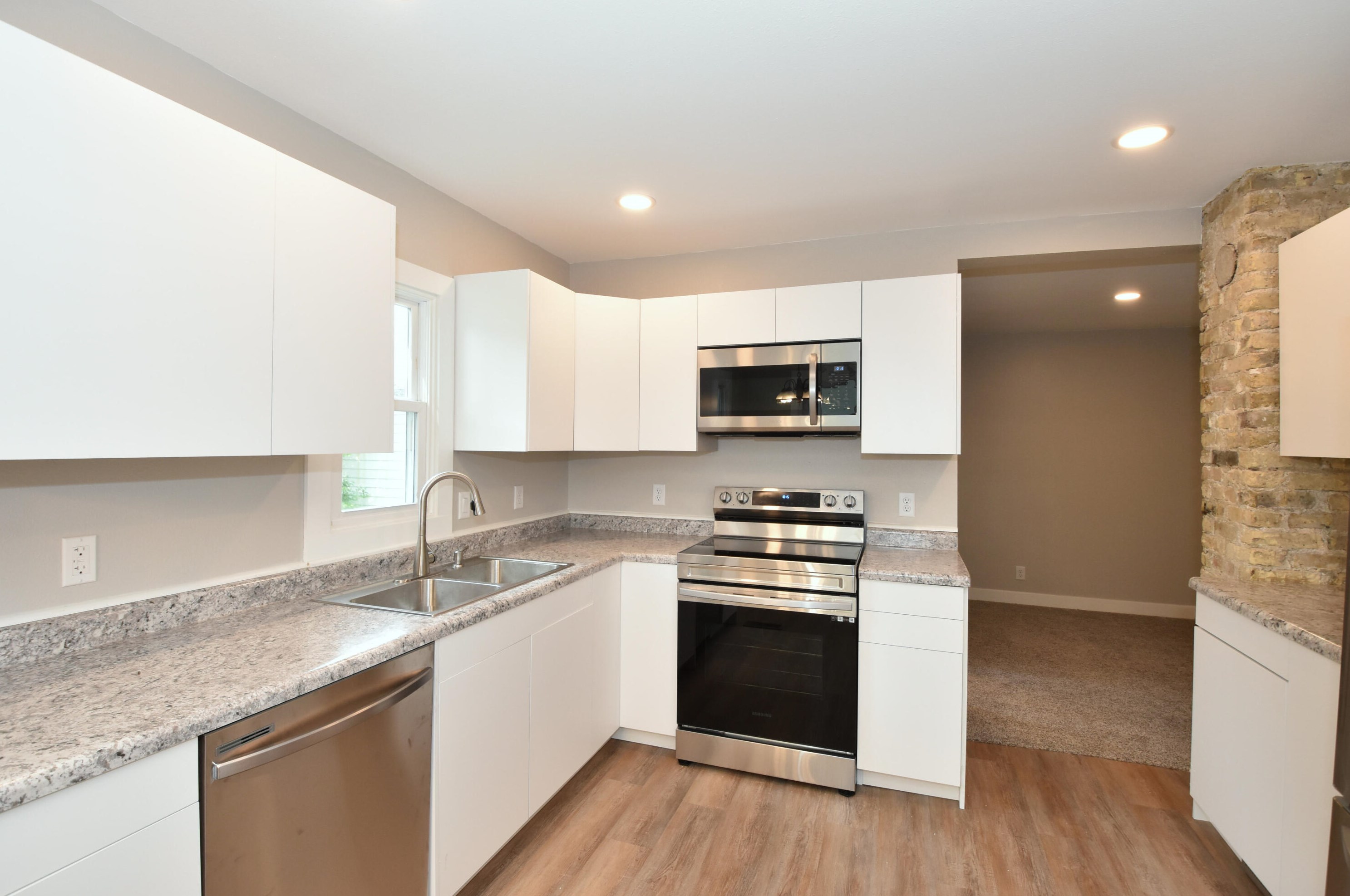 11013 Parnell Ave, Hales Corners WI  53130-1866 exterior