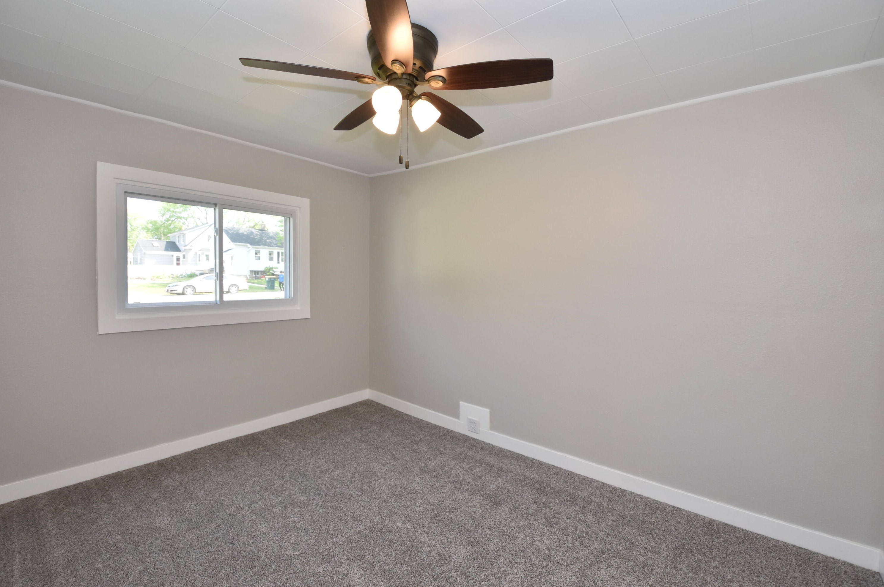 11013 Parnell Ave, Hales Corners WI  53130-1866 exterior