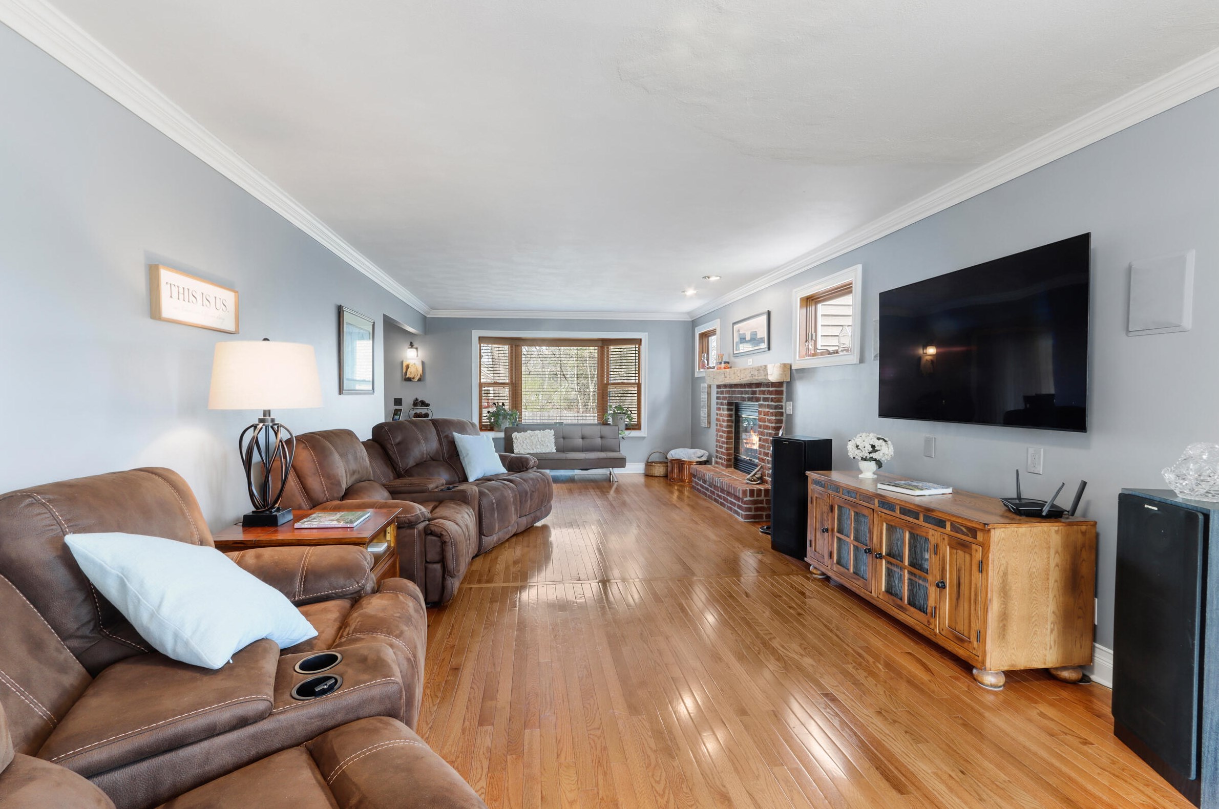 481 Sue Ann Dr, Lake Geneva, WI 53147