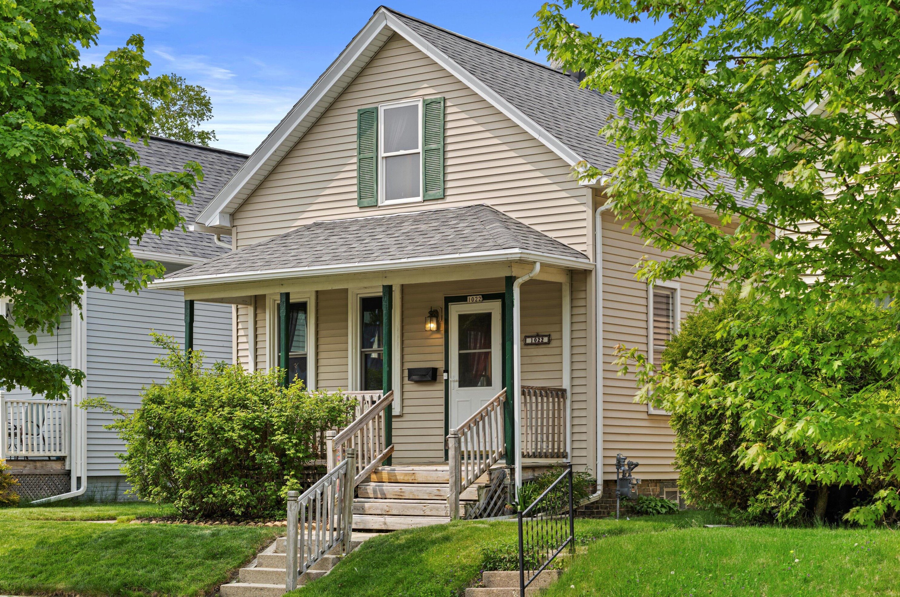1022 High Ave, Sheboygan, WI 53081