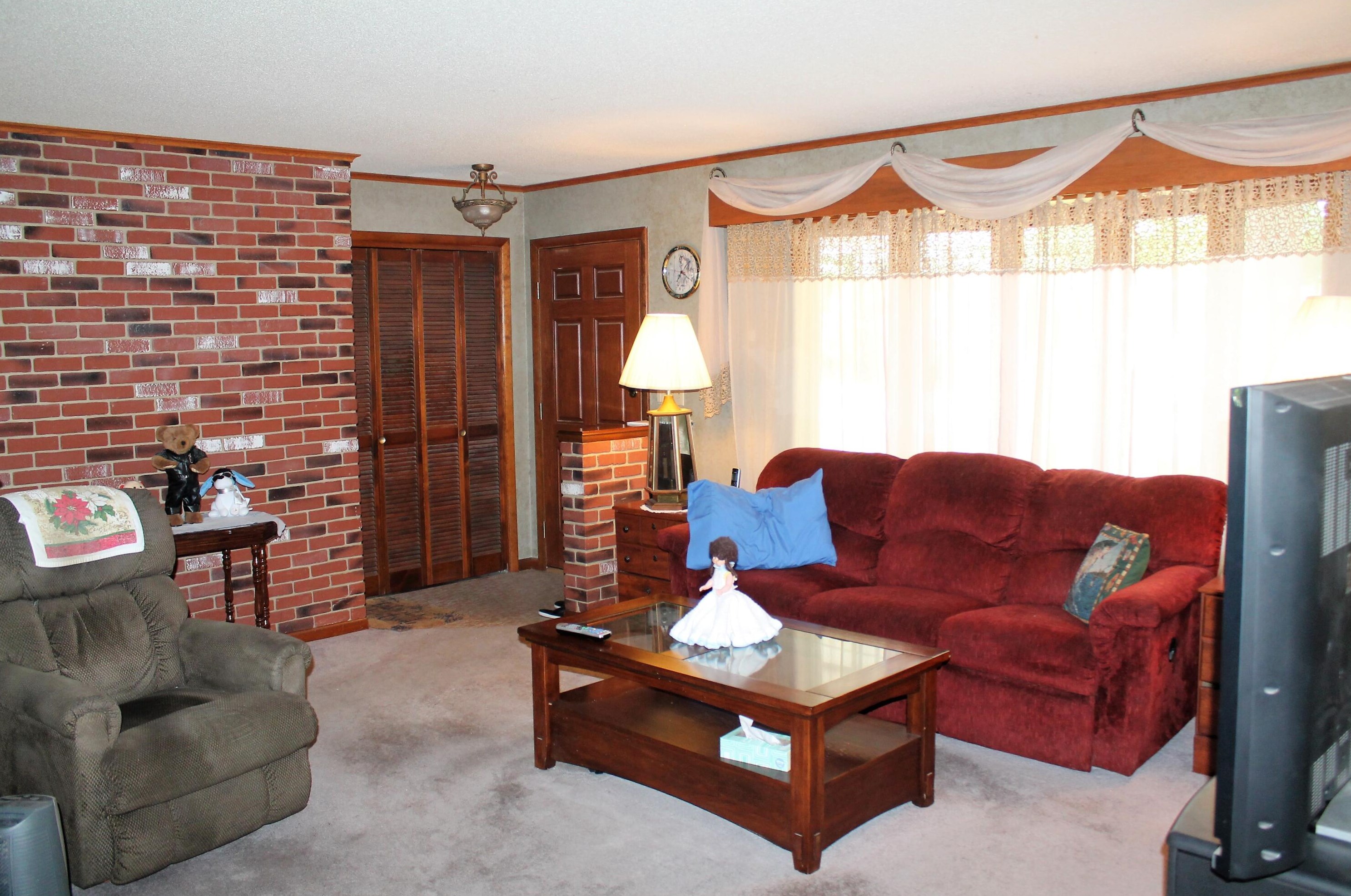 720 Breezy Point Rd, La Crosse, WI 54603