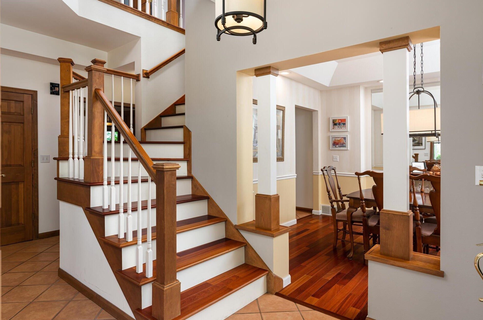 5279 Brackenwood Ct, La Crosse, WI 54603