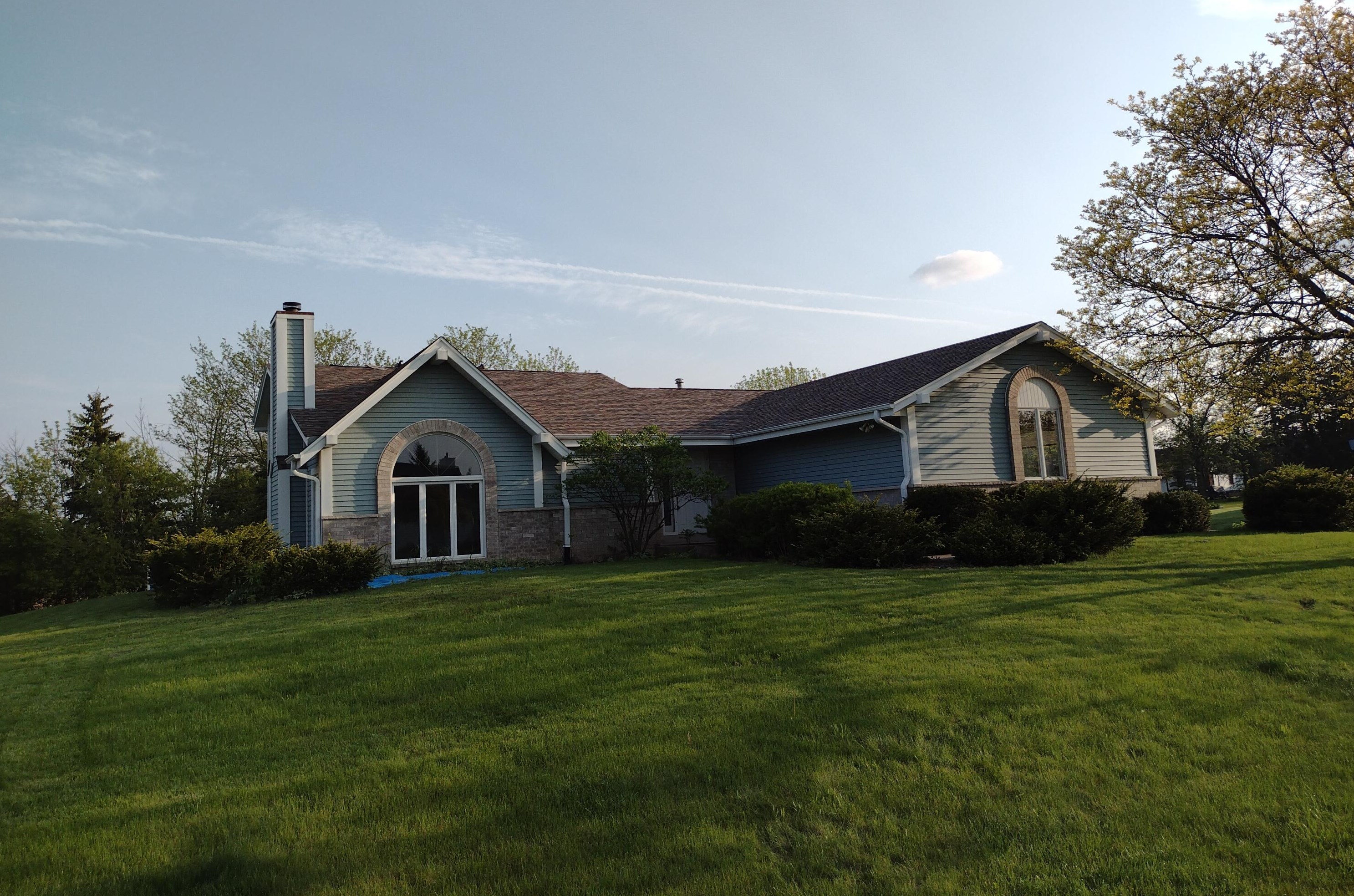 911 Park Blvd, Oak Creek, WI 53154-3925