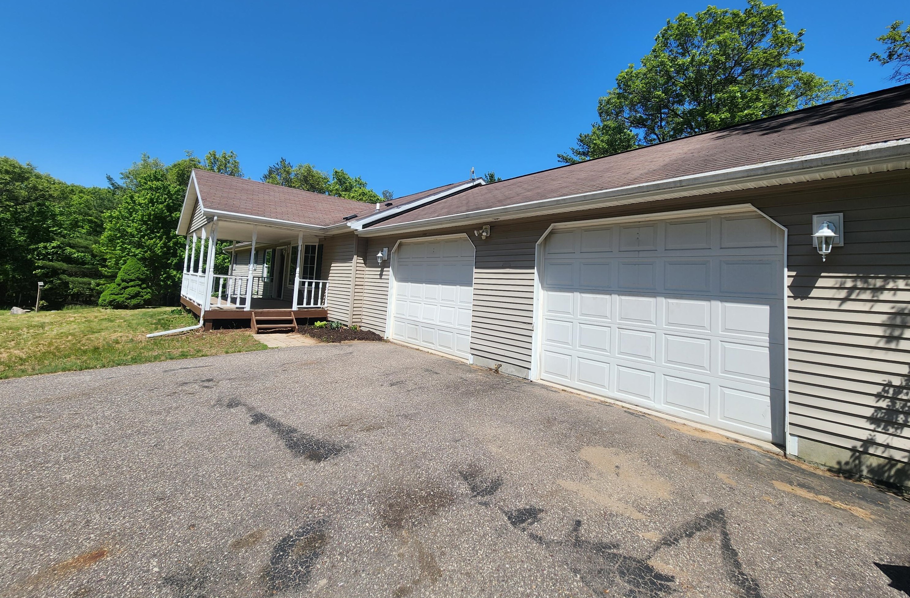3946 9th Dr, Wisconsin Dells, WI 53965