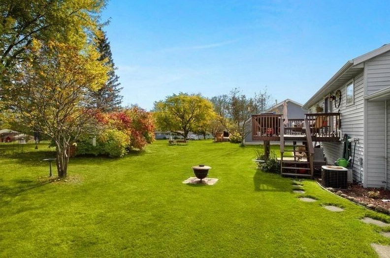803 Conner St, Viroqua WI  54665-1077 exterior