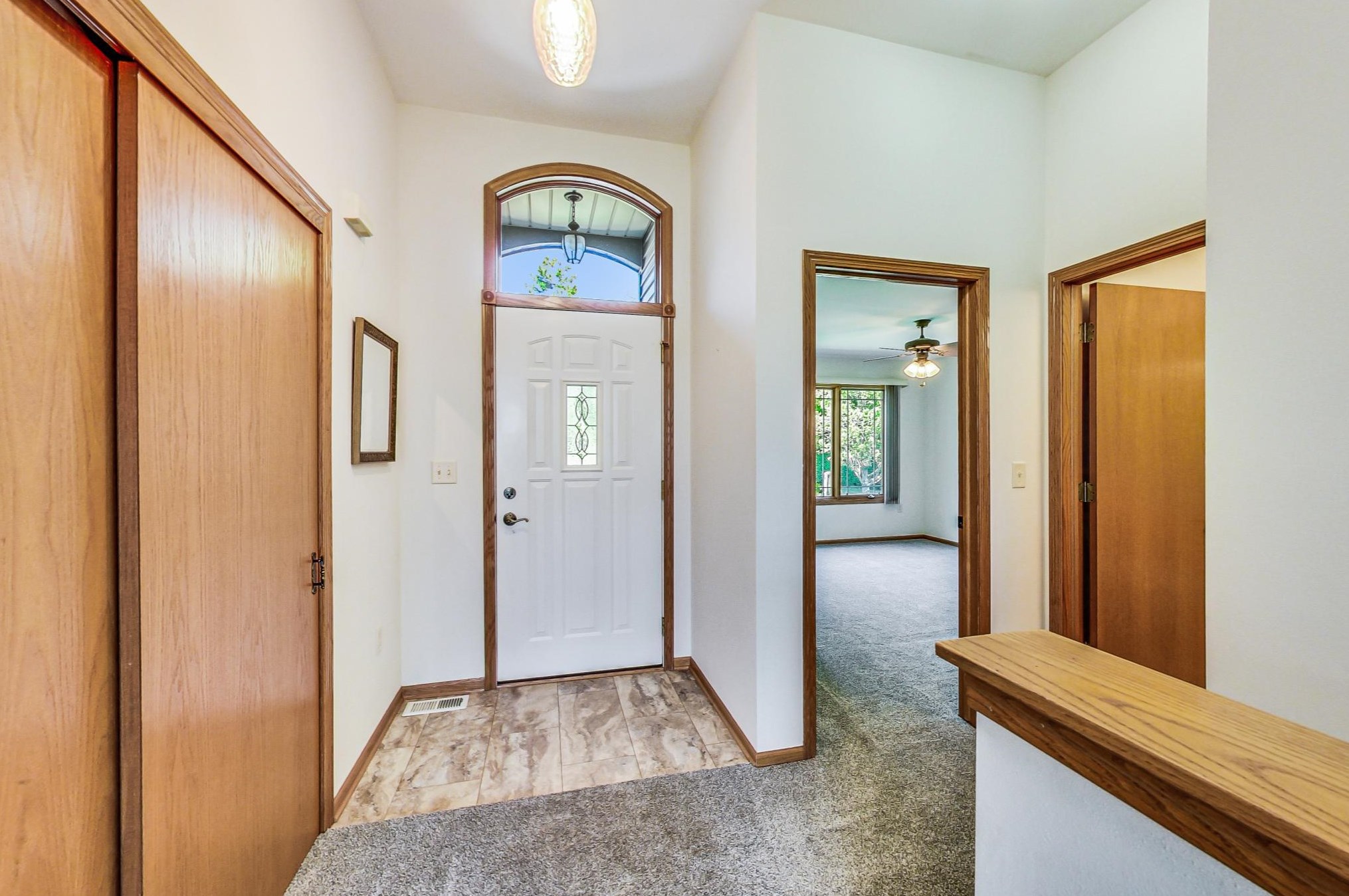 607 Westbury Ln #b, Delavan, WI 53115