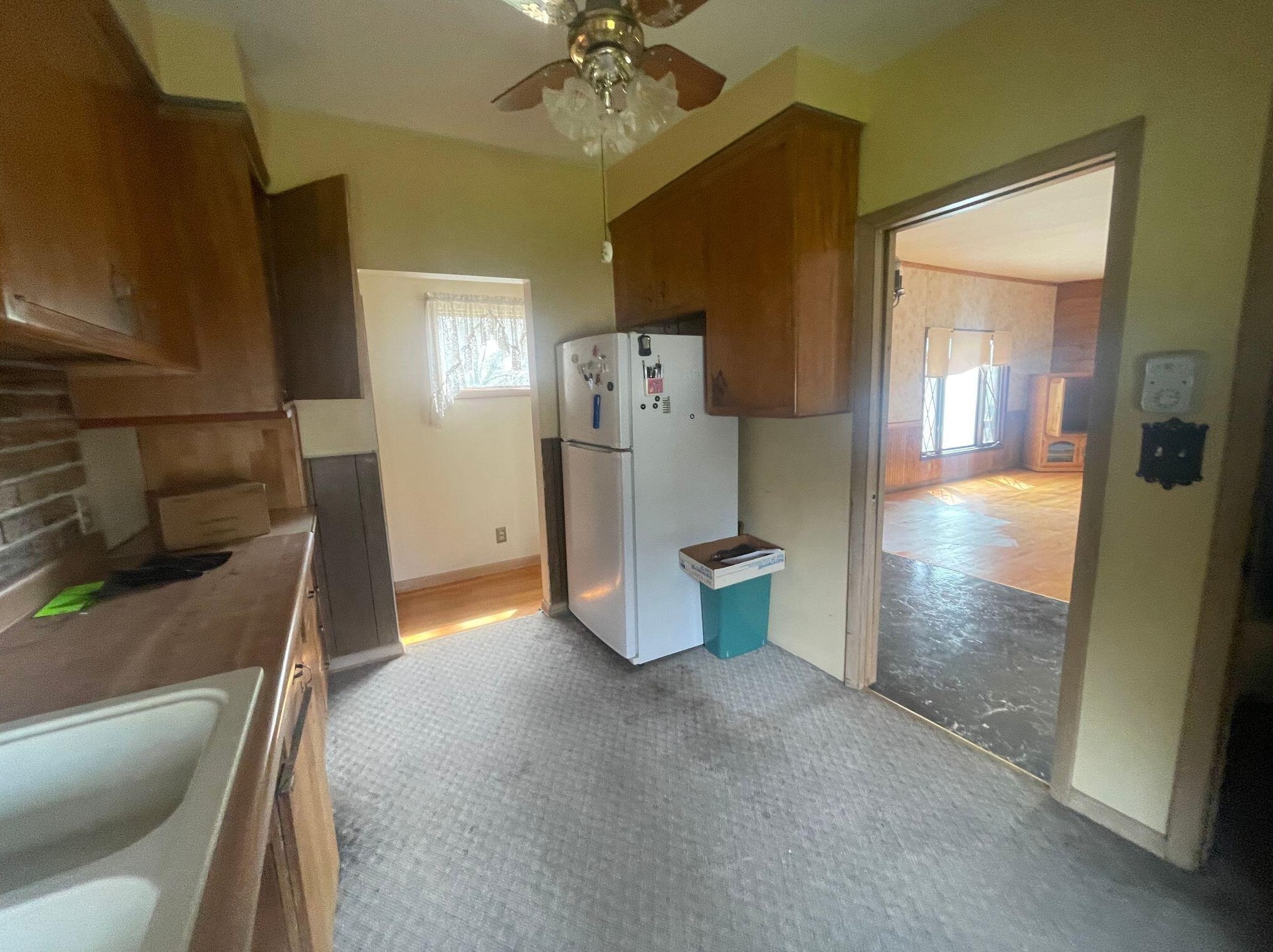 3845 144th St, Brookfield WI  53005-2364 exterior
