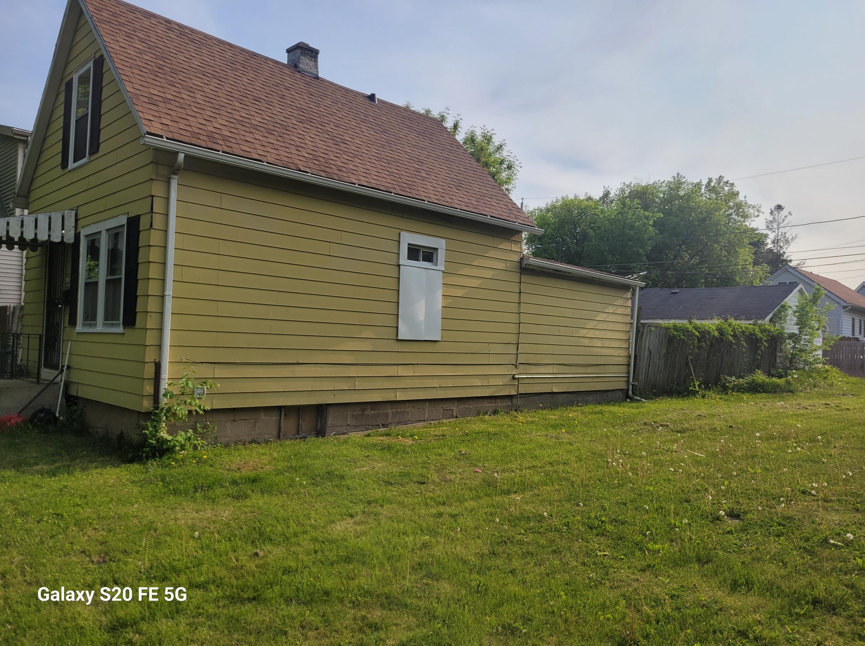 4723 34th St, Milwaukee WI  53209-5937 exterior