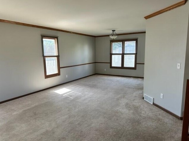 9431 68th St, Kenosha, WI 53142
