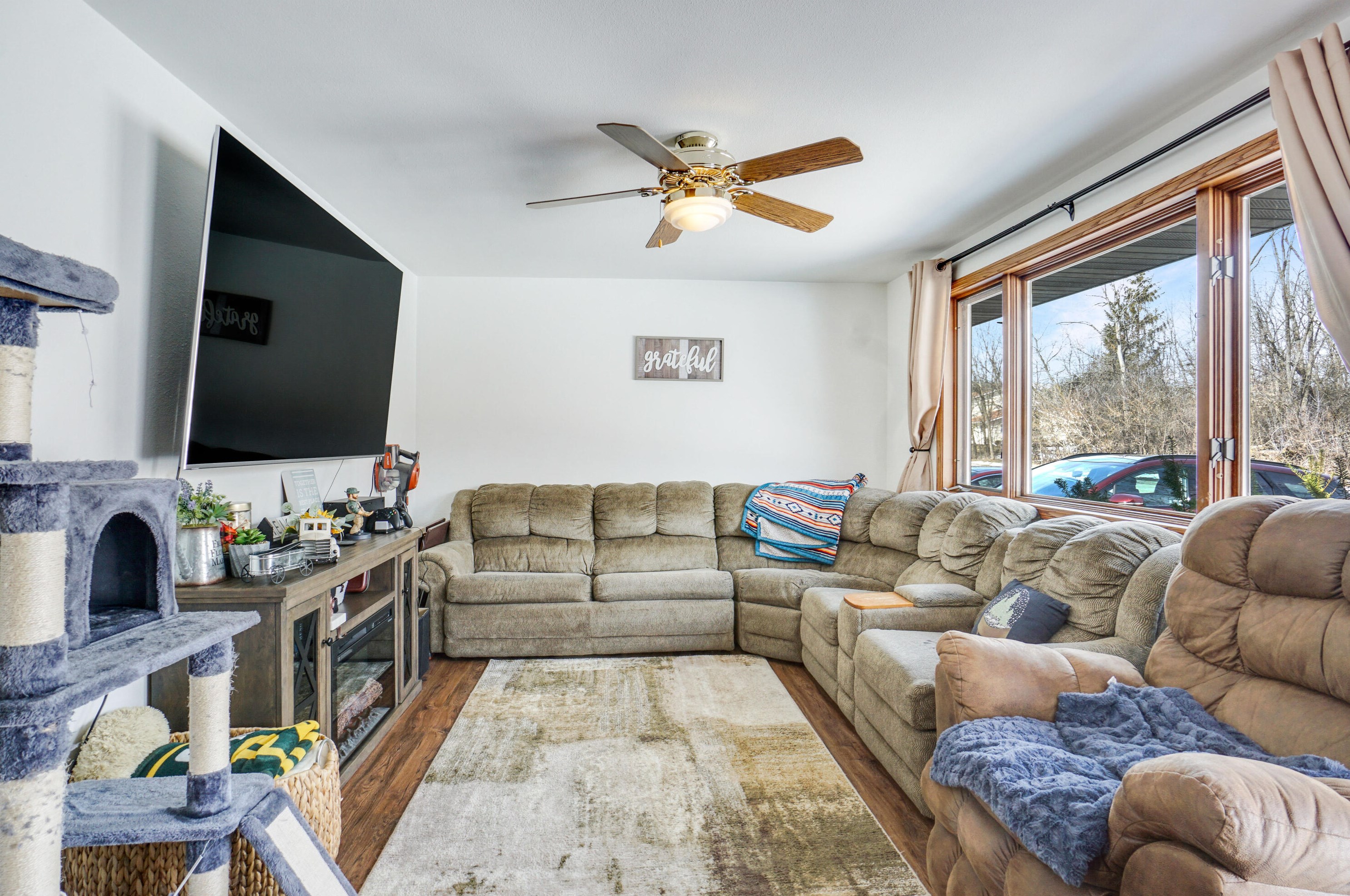 723 Suhrke Rd, Plymouth, WI 53073