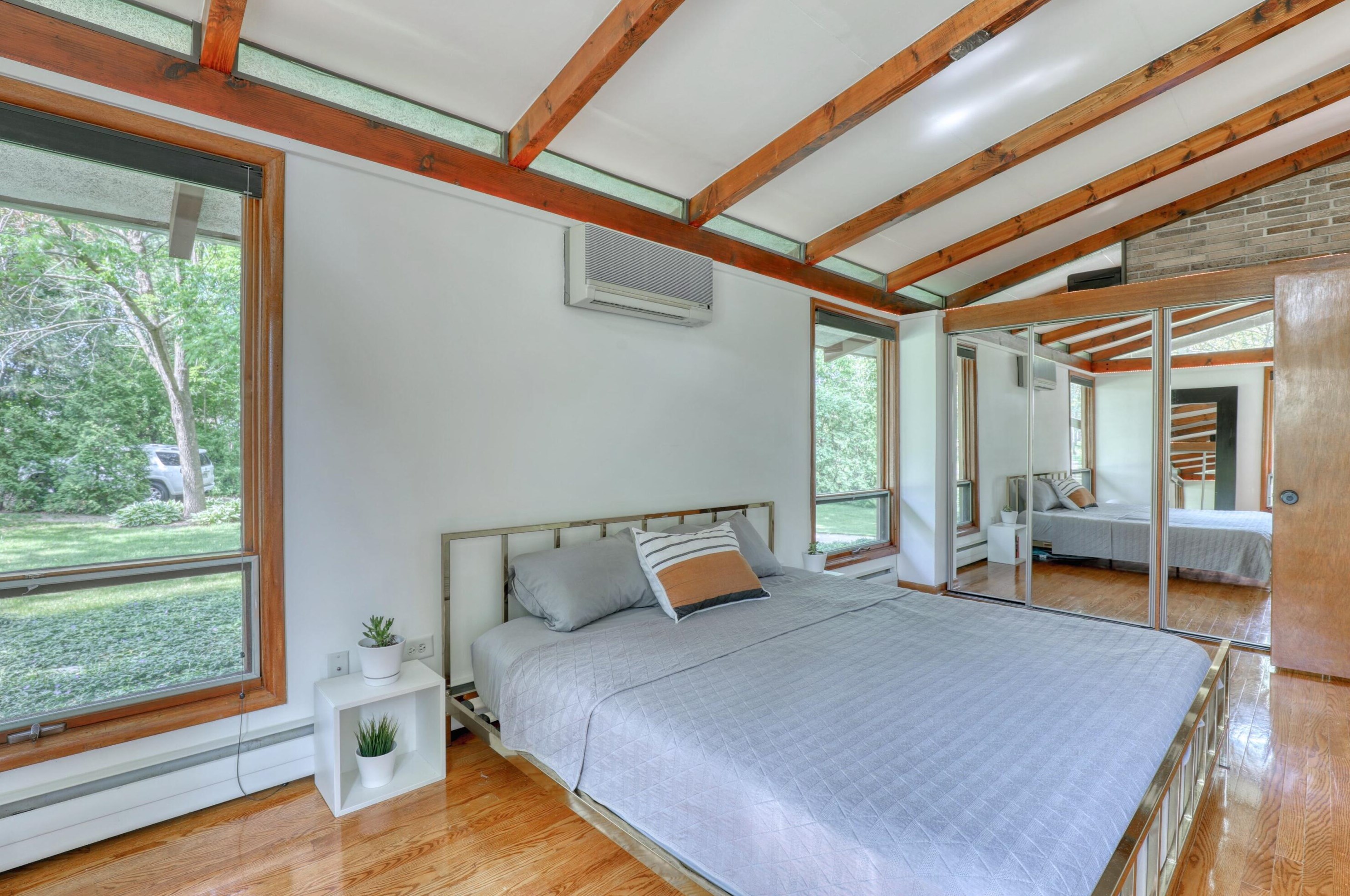 5221 Chicory Rd, Racine WI 53403-9709 exterior