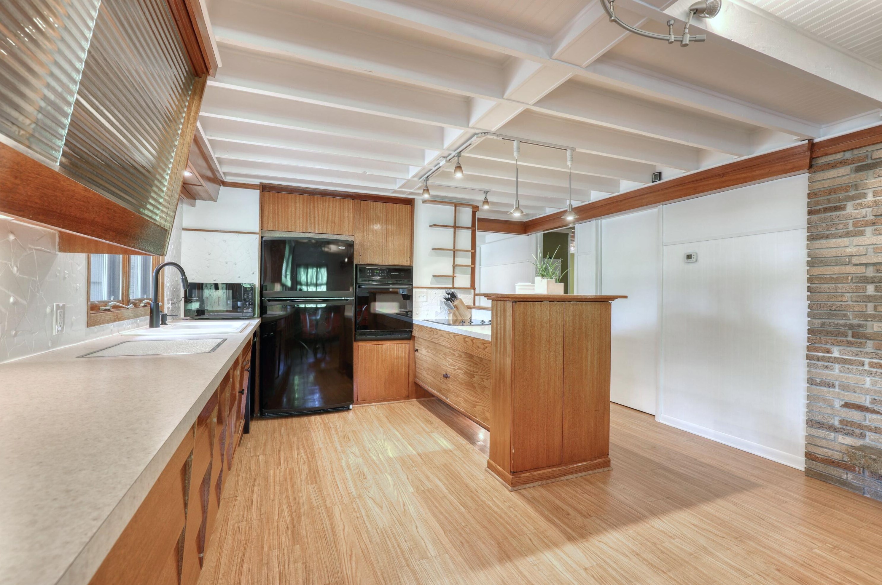 5221 Chicory Rd, Racine WI 53403-9709 exterior