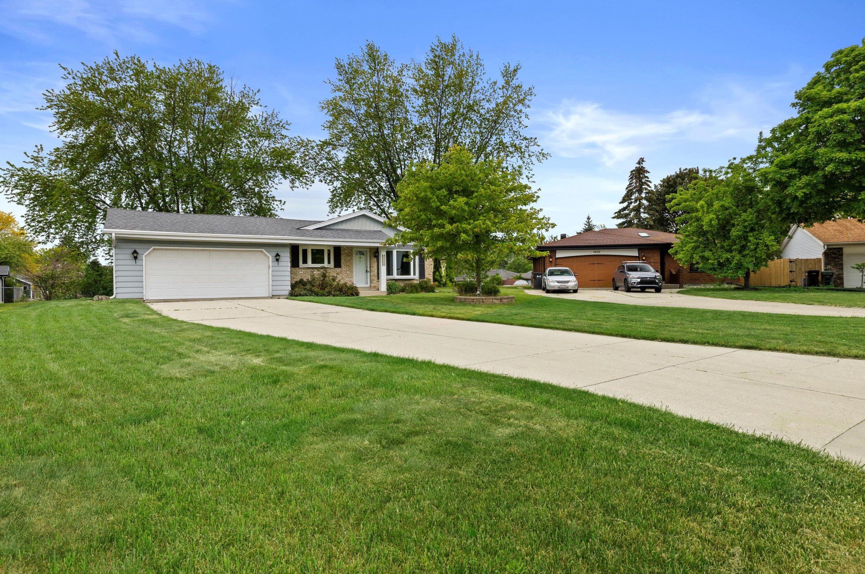 3400 Harmony Ln, South Milwaukee, WI 53172-3532