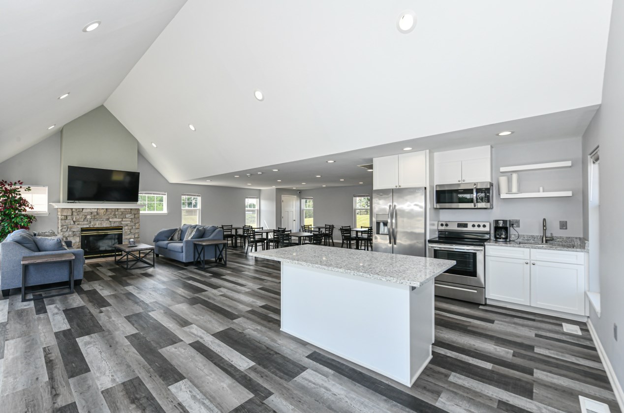 2222 Landings Ln, Delavan WI  53115-3976 exterior