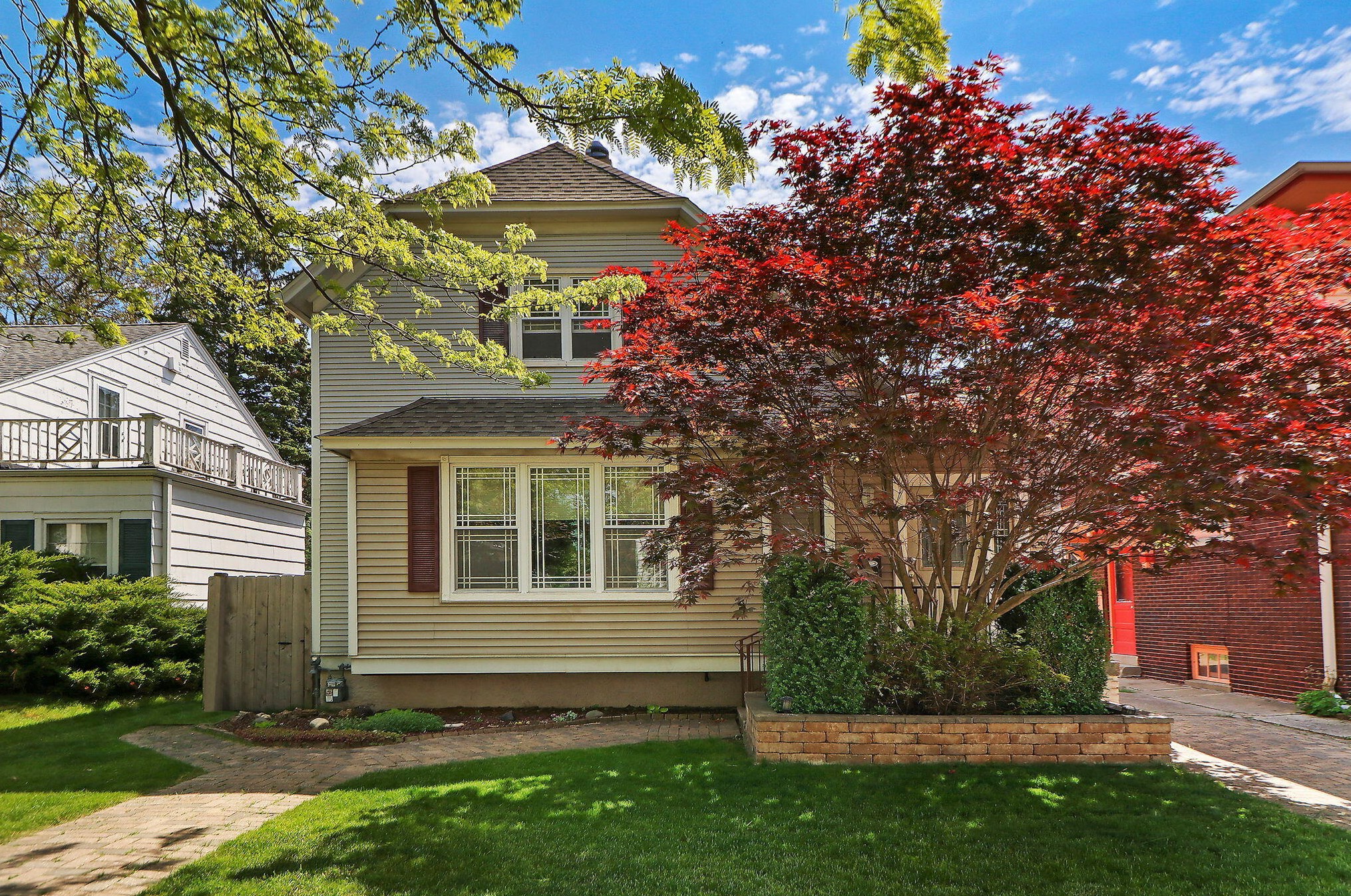 1615 Park Ave, Racine, WI 53403-2721