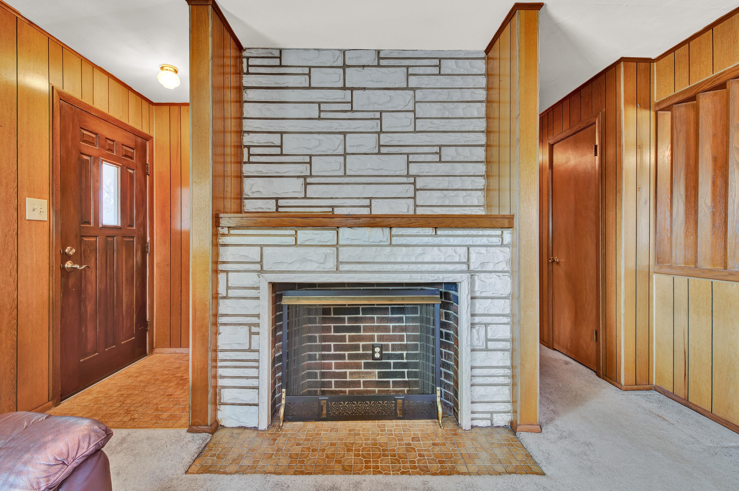 6000 Delaware Ave, Cudahy WI 53110-2810 exterior