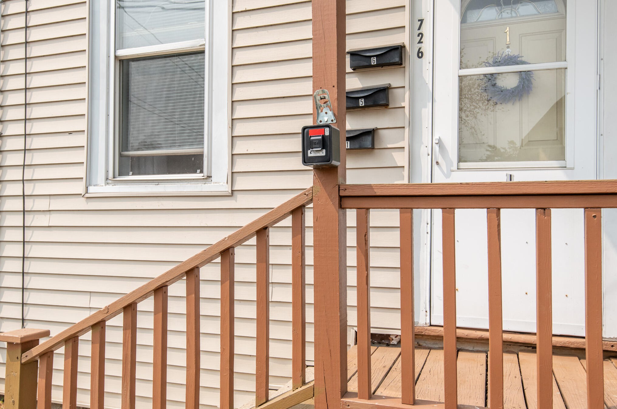 726 Minnesota Ave, South Milwaukee, WI 53172-2142