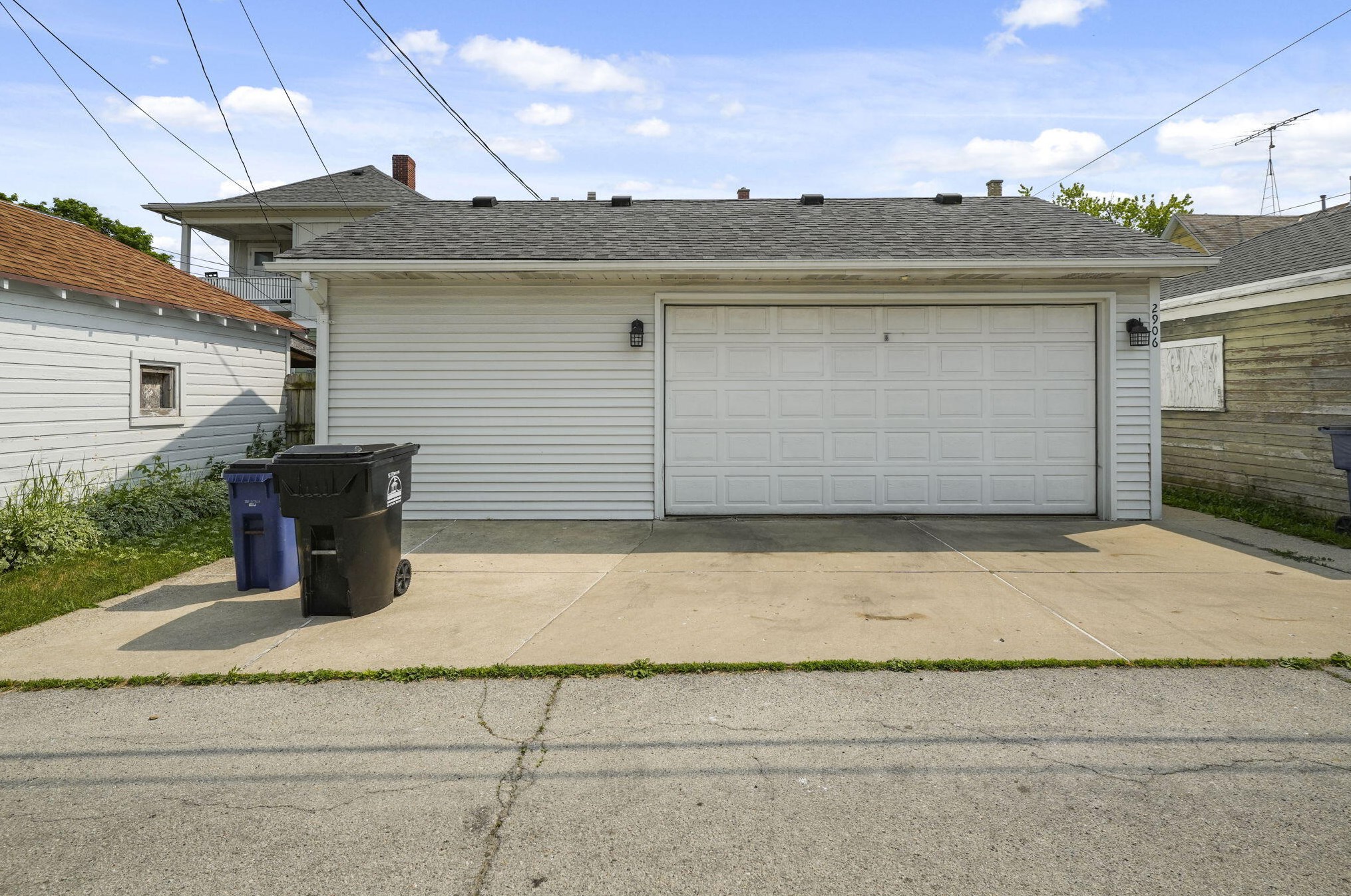 2906 Wright Ave, Racine, WI 53405-5045