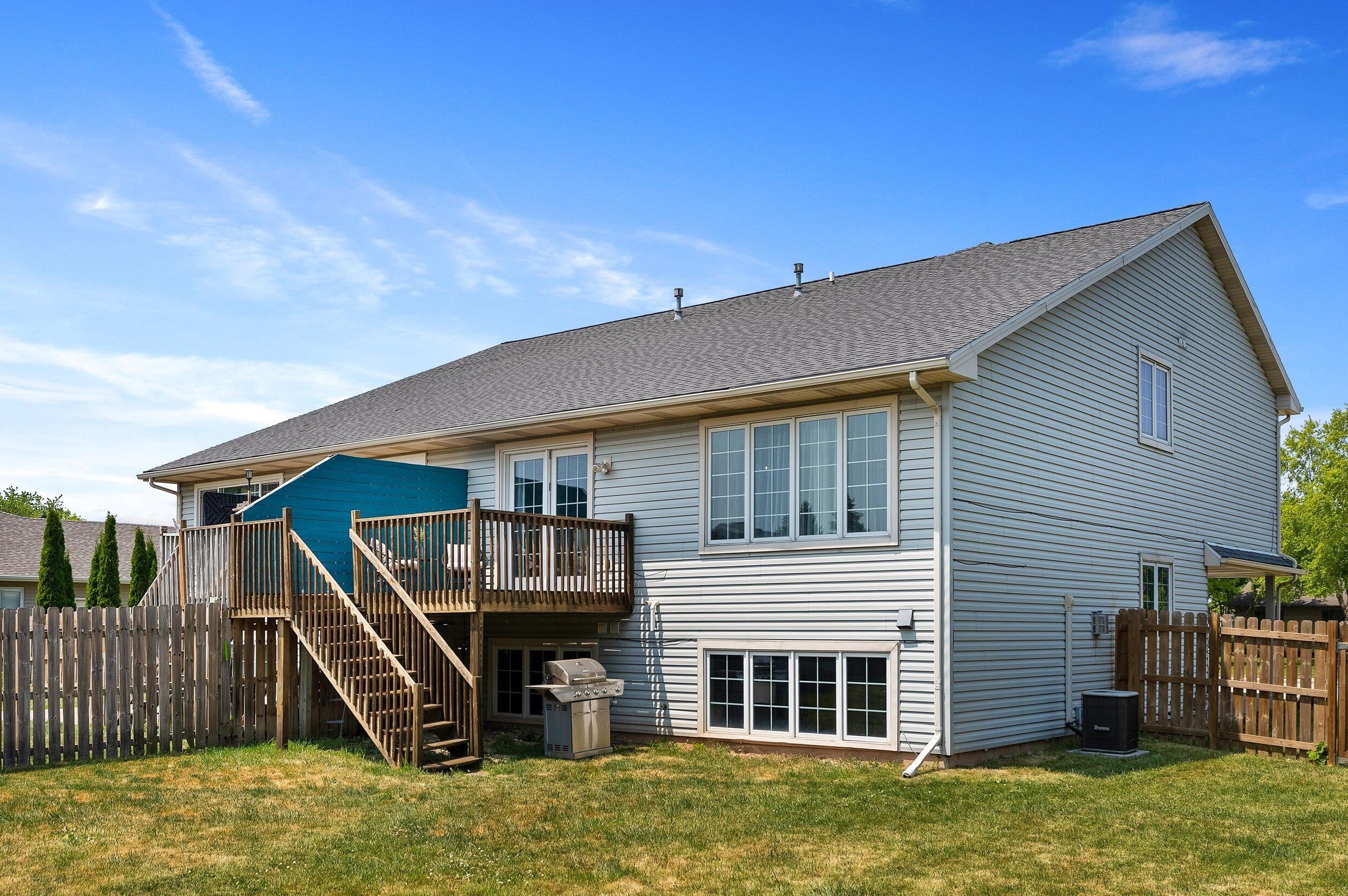 425 First St, Belgium, WI 53004