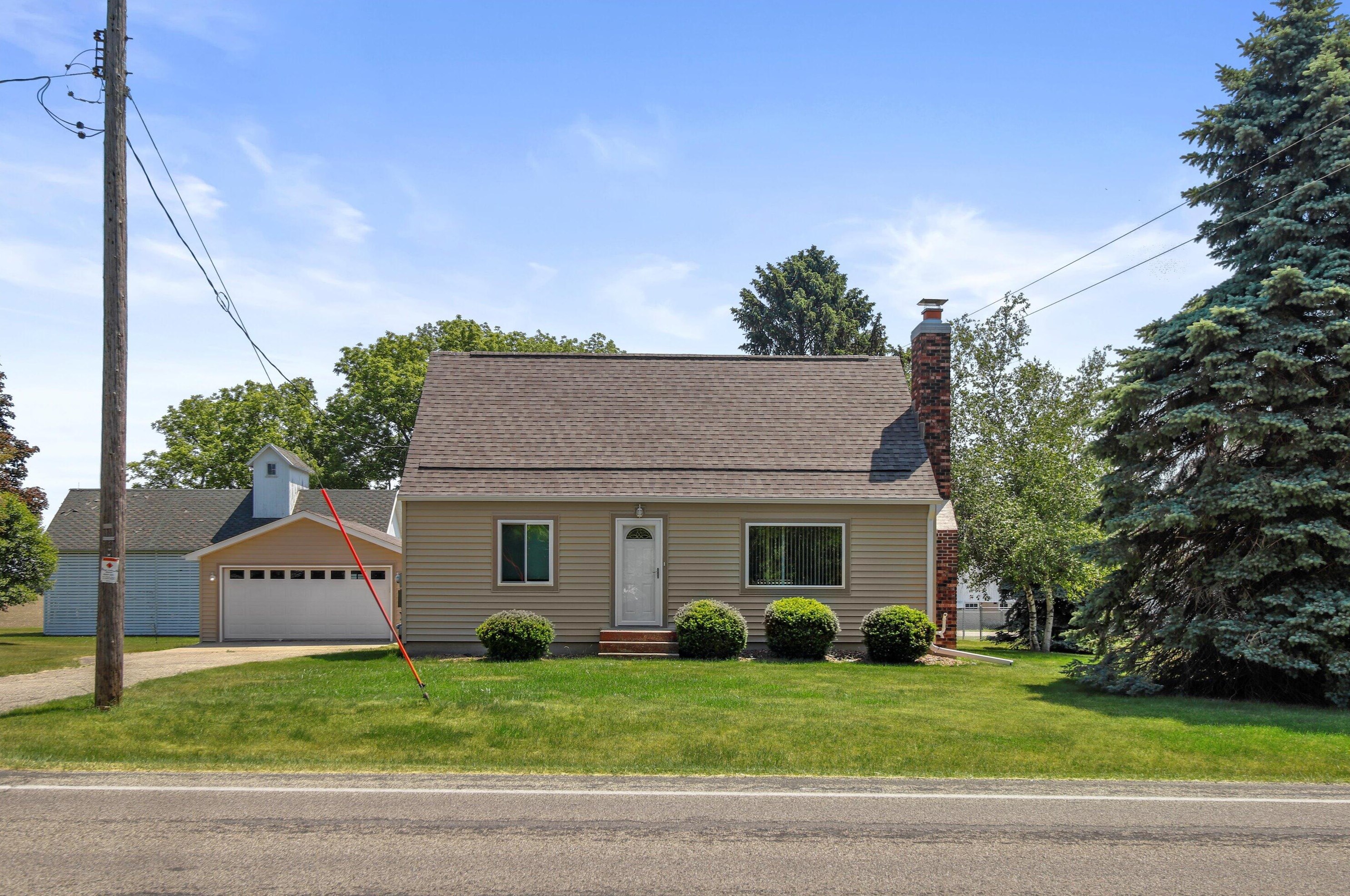 4214 County Rd O, Delavan, WI 53115
