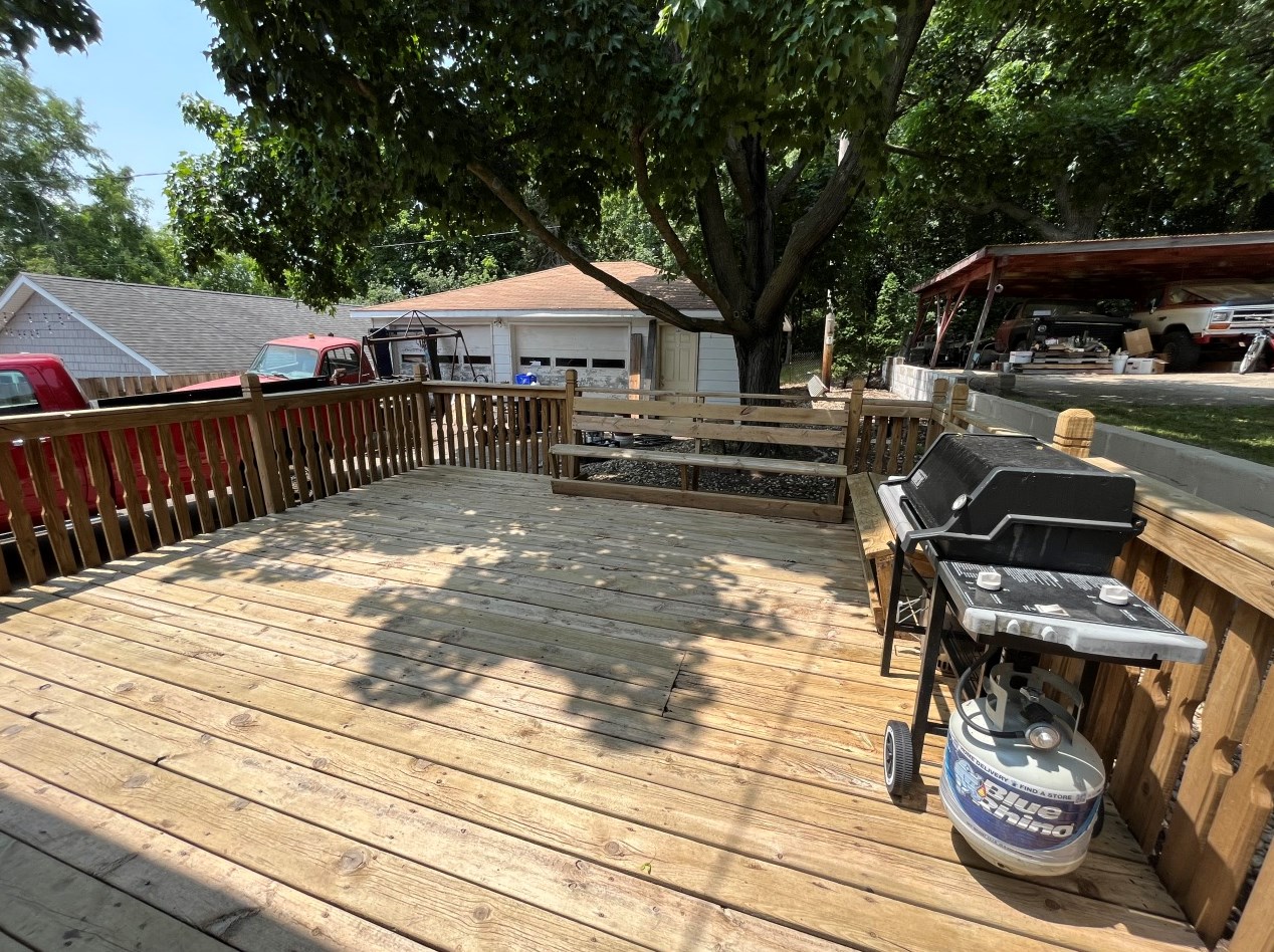 2820 Fischer Dr, Lyons, WI 53105-9142