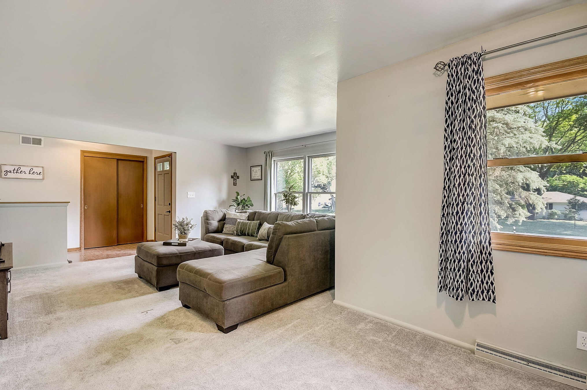 17250 Brooklawn Dr, Brookfield WI  53045-1538 exterior