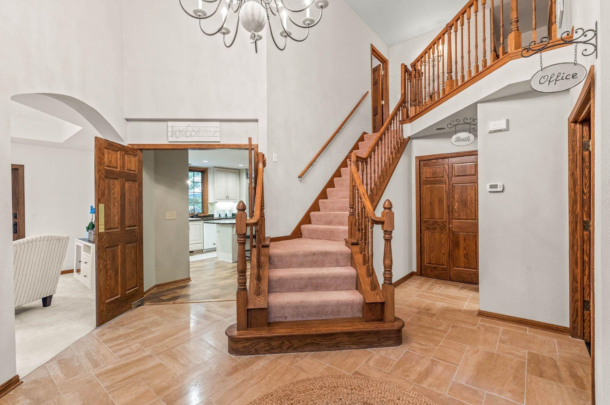 6315 Tarry Ln, Chenequa, WI 53058-9450