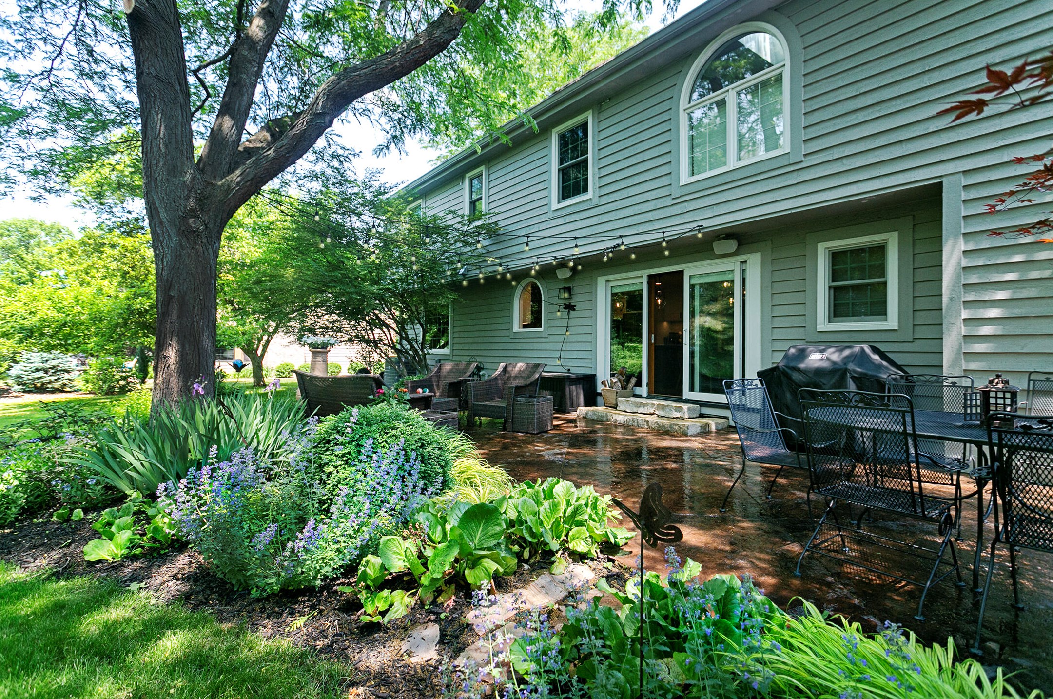 2345 Buckingham Pl, Brookfield, WI 53045-4149