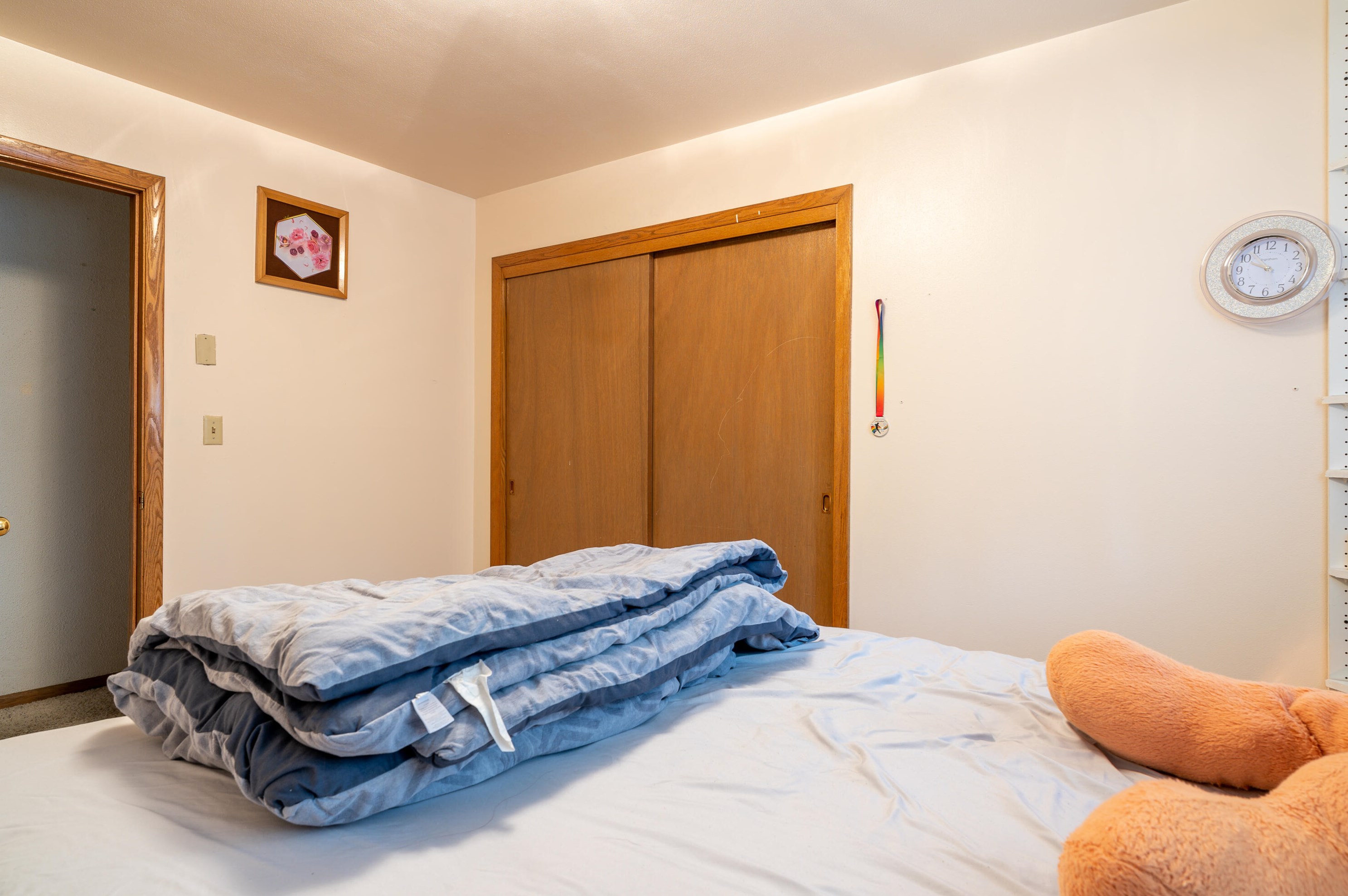 5256 108th Ct, Milwaukee WI  53225-3102 exterior