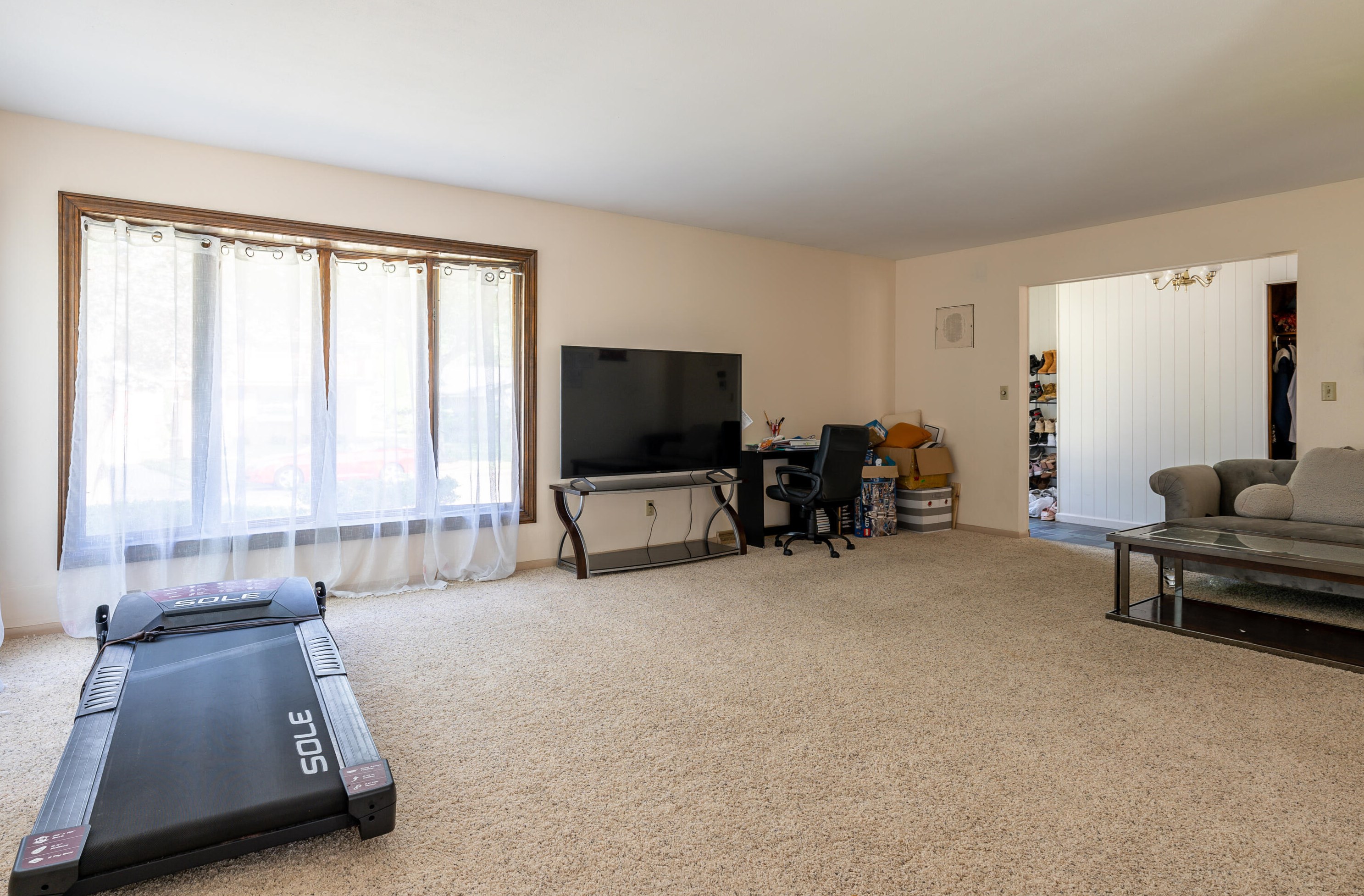 5256 108th Ct, Milwaukee WI  53225-3102 exterior