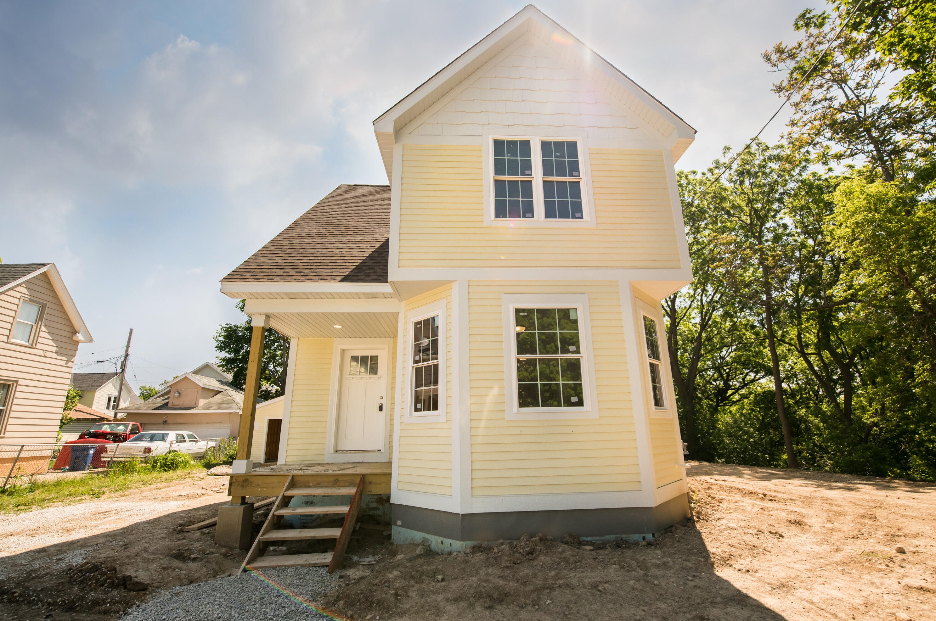 233 Jones St, Racine, WI 53404-3411
