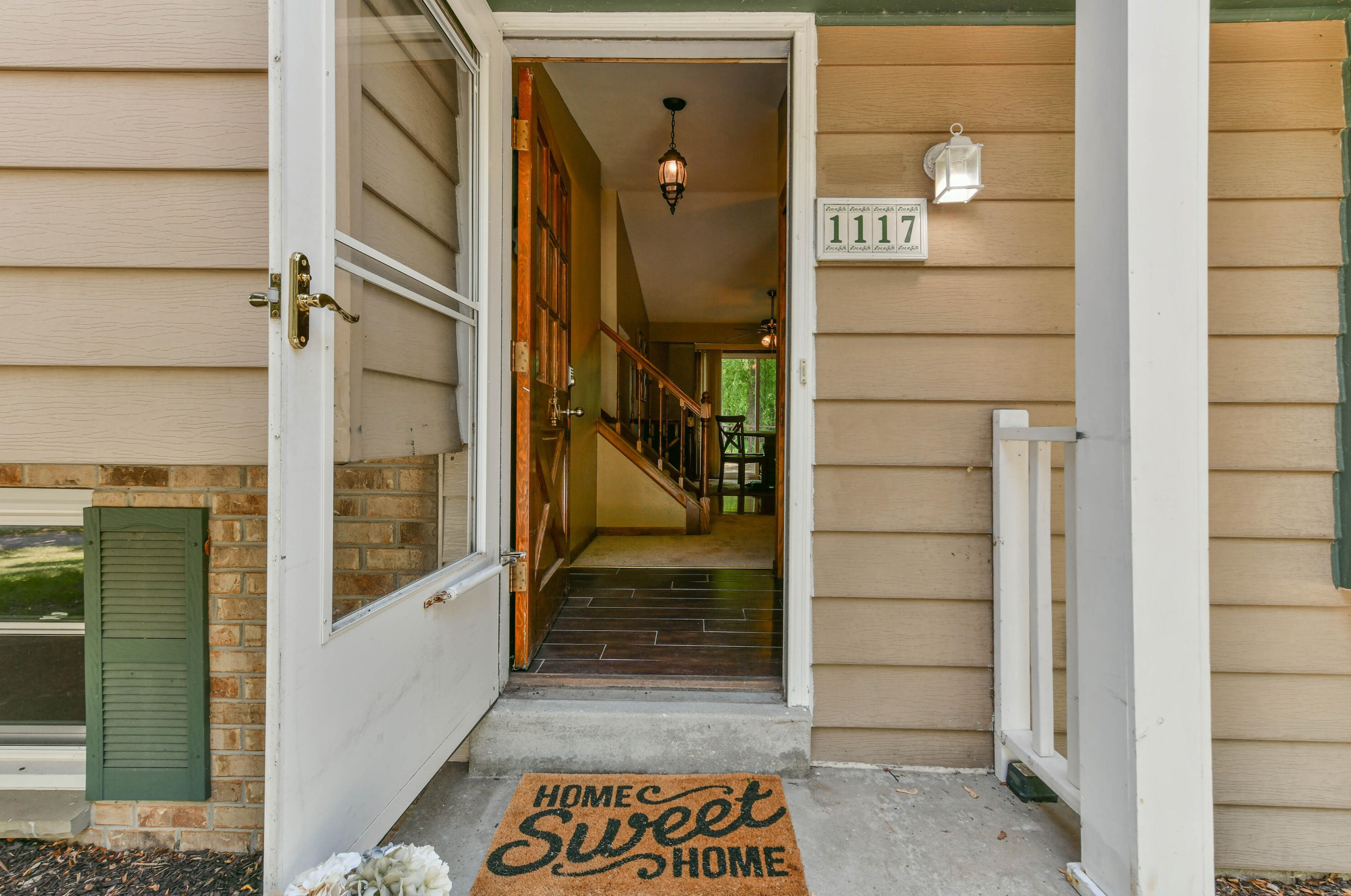 1117 Burr Oak Blvd, Waukesha, WI 53189