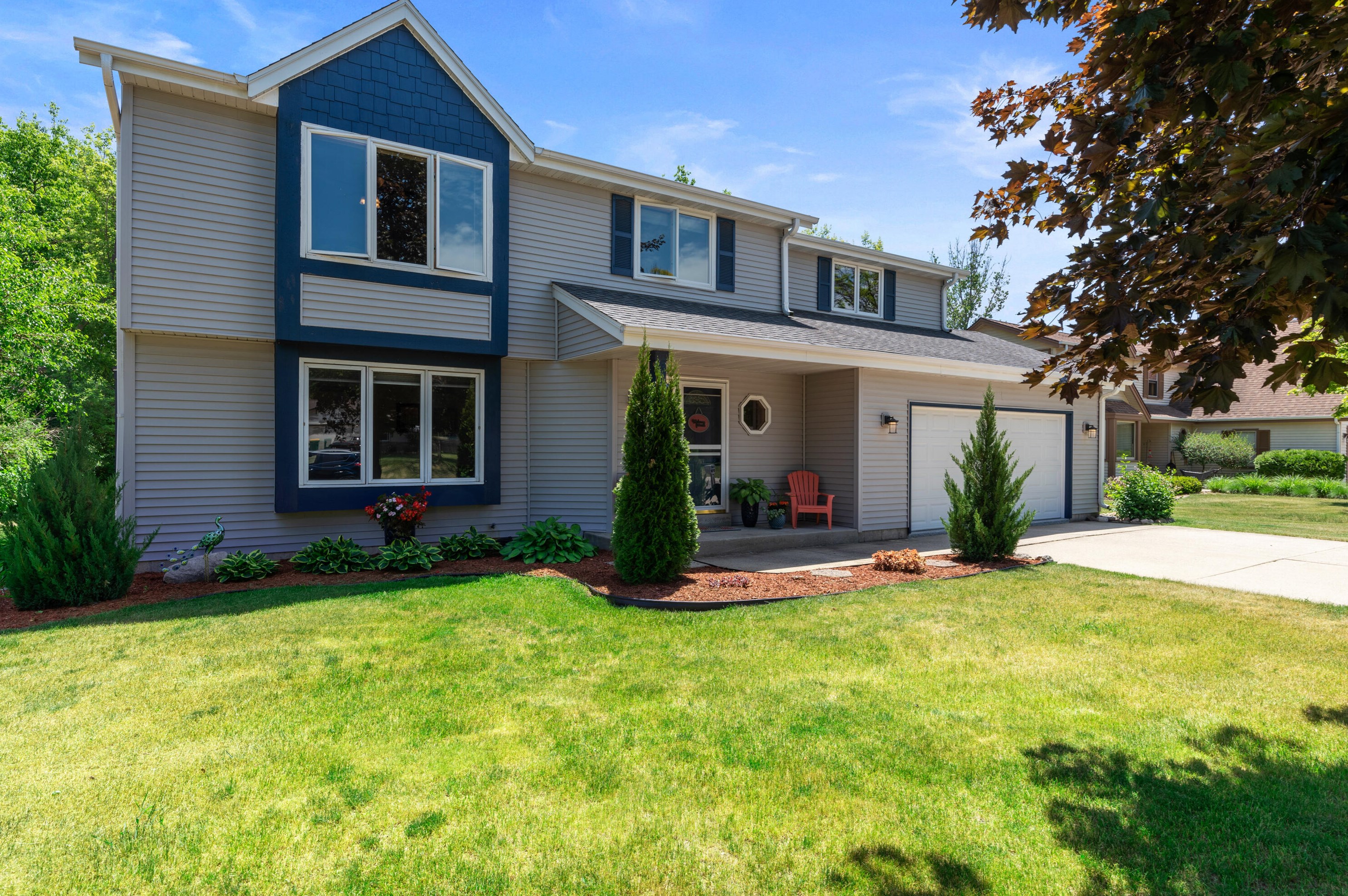 3940 Elaines Way, Slinger, WI 53086